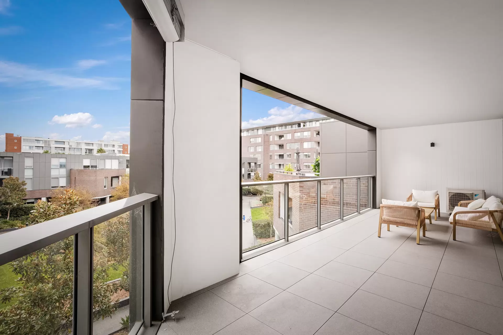 402/17 Monza Boulevard, Wentworth Point Sold by Chidiac Realty - image 1