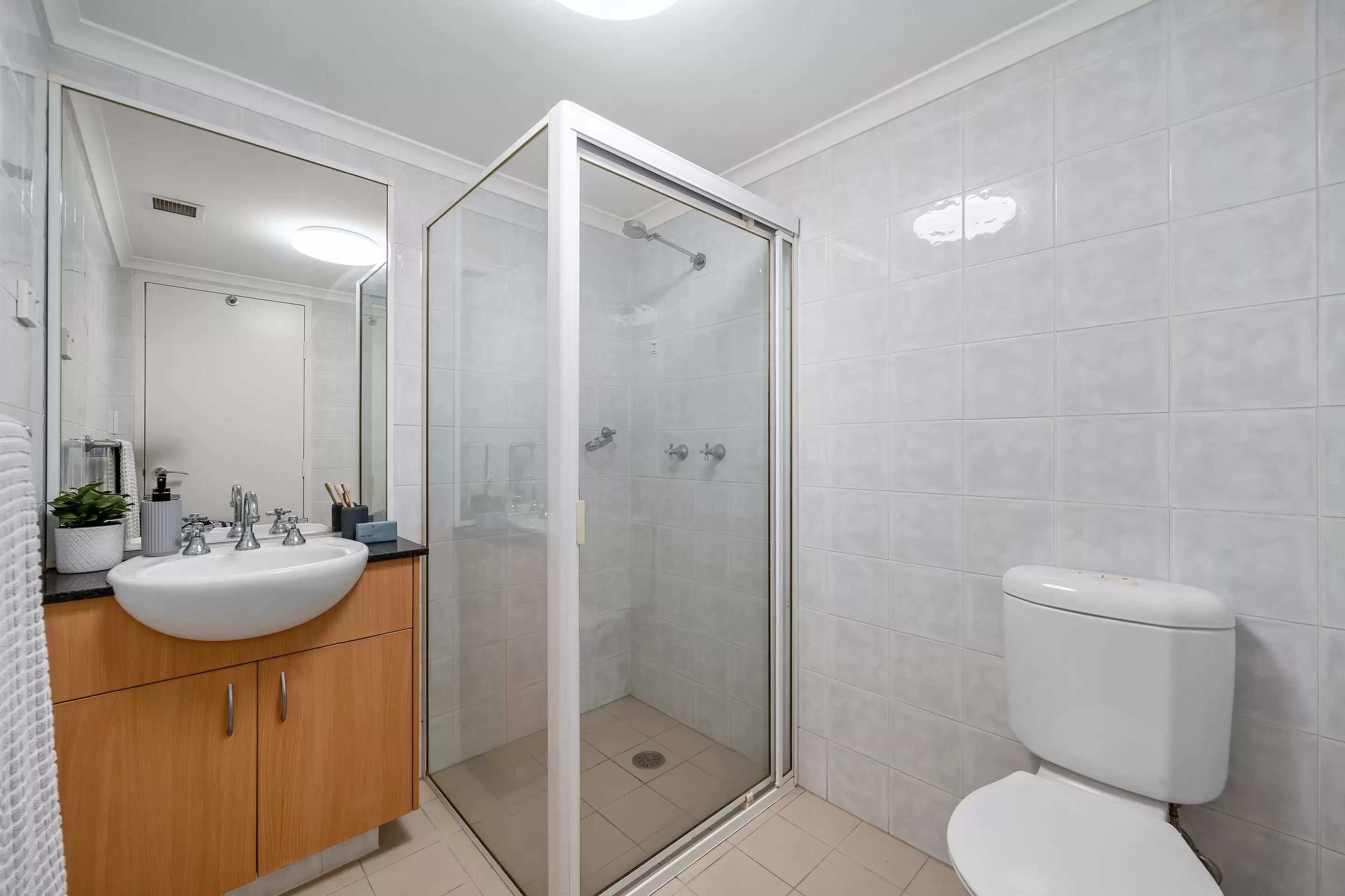 77/23 Norton Street, Leichhardt Sold by Chidiac Realty - image 8