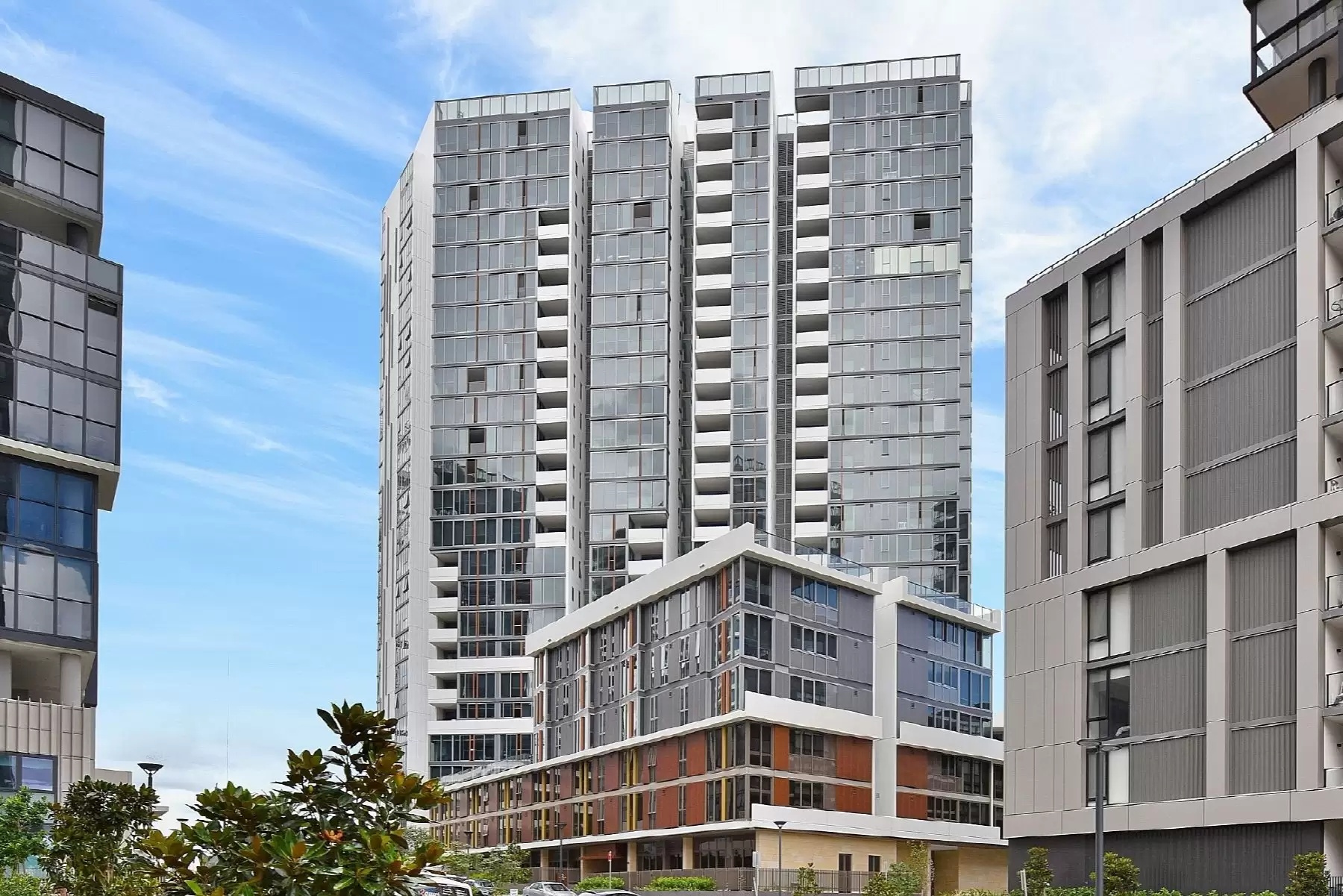 815/18 Footbridge Boulevard, Wentworth Point Sold by Chidiac Realty - image 1