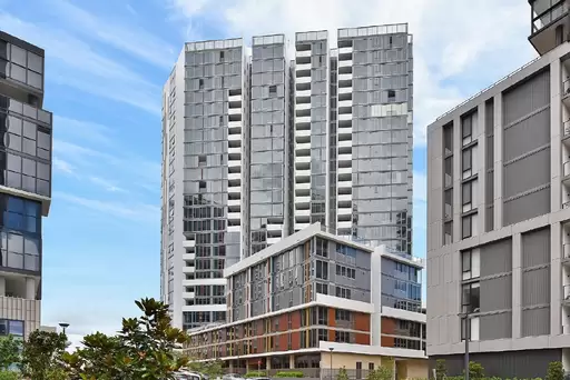 815/18 Footbridge Boulevard, Wentworth Point Sold by Chidiac Realty