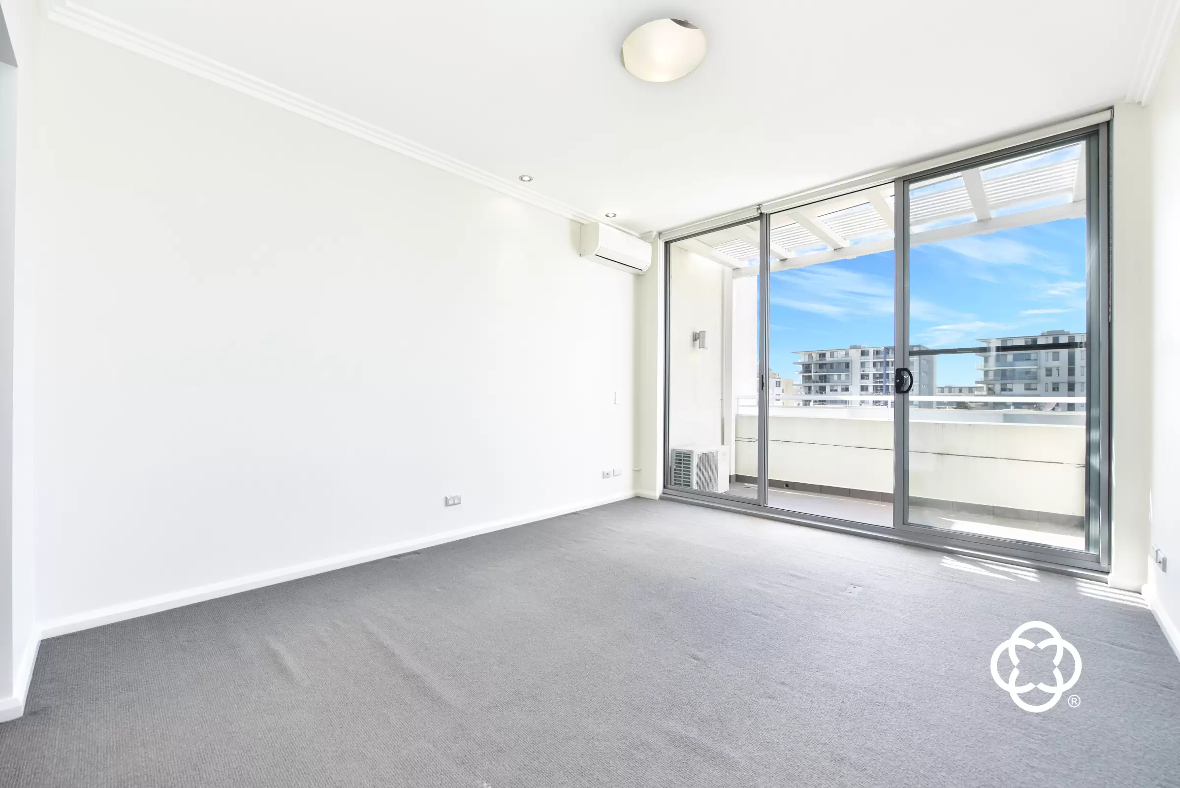 320/3 Stromboli Strait, Wentworth Point Leased by Chidiac Realty - image 1