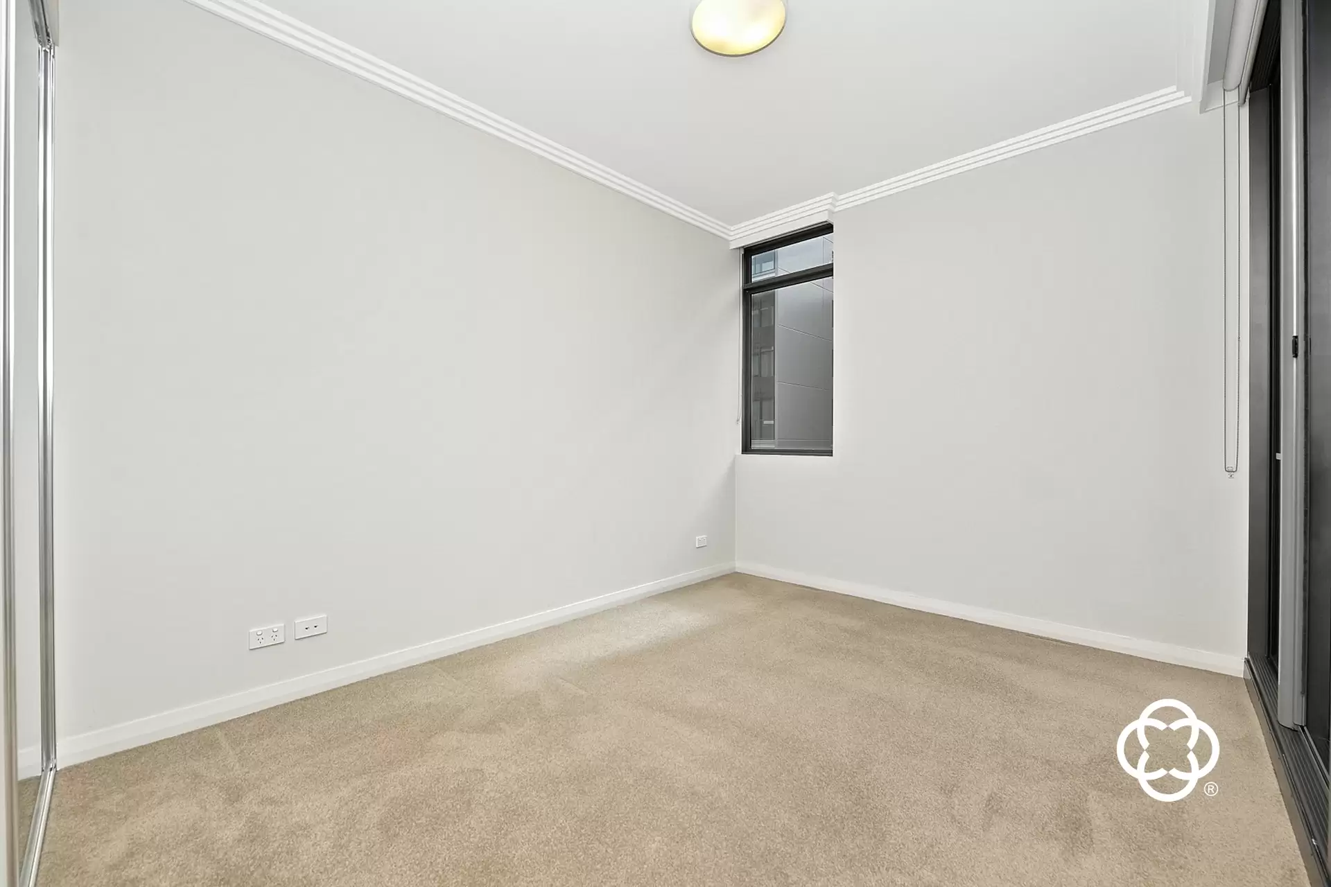403/2 Park Street North, Wentworth Point Leased by Chidiac Realty - image 1
