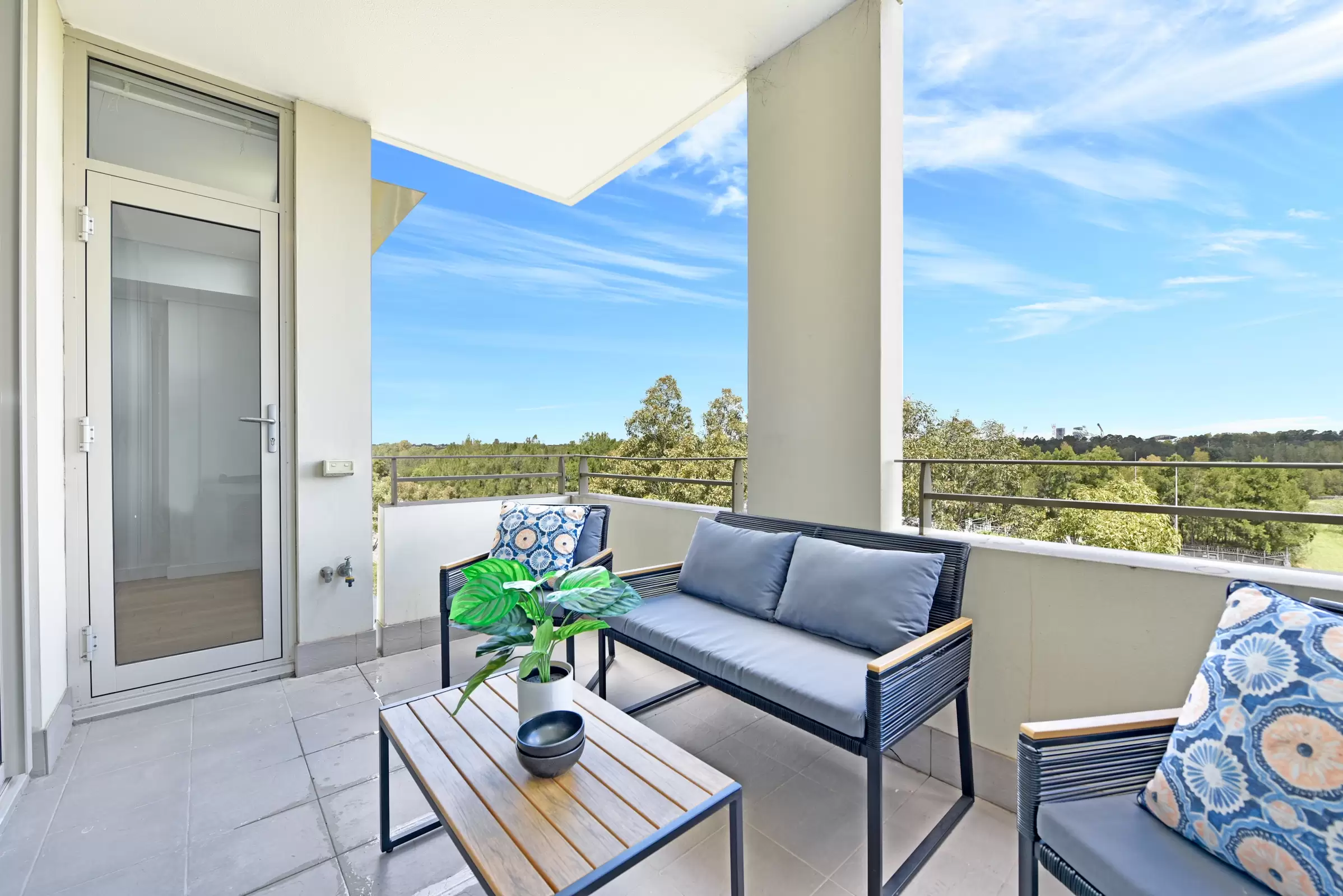 605/1 The Piazza, Wentworth Point Leased by Chidiac Realty - image 4