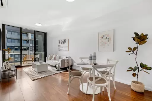 601/1 Half Street, Wentworth Point Sold by Chidiac Realty