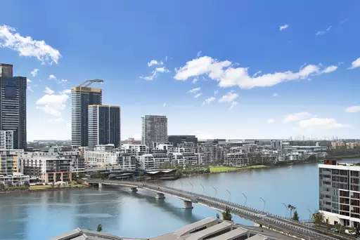 1311/17 Wentworth Place, Wentworth Point Sold by Chidiac Realty