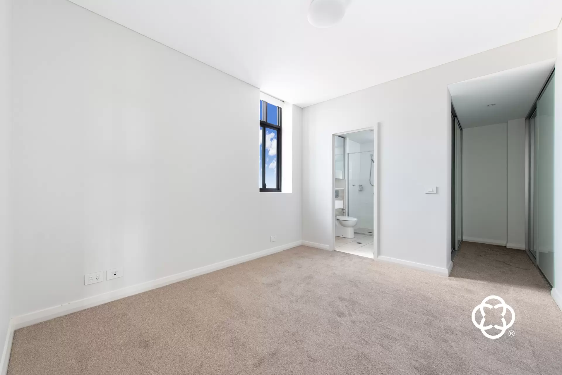 802/25 Hill Road, Wentworth Point Leased by Chidiac Realty - image 1