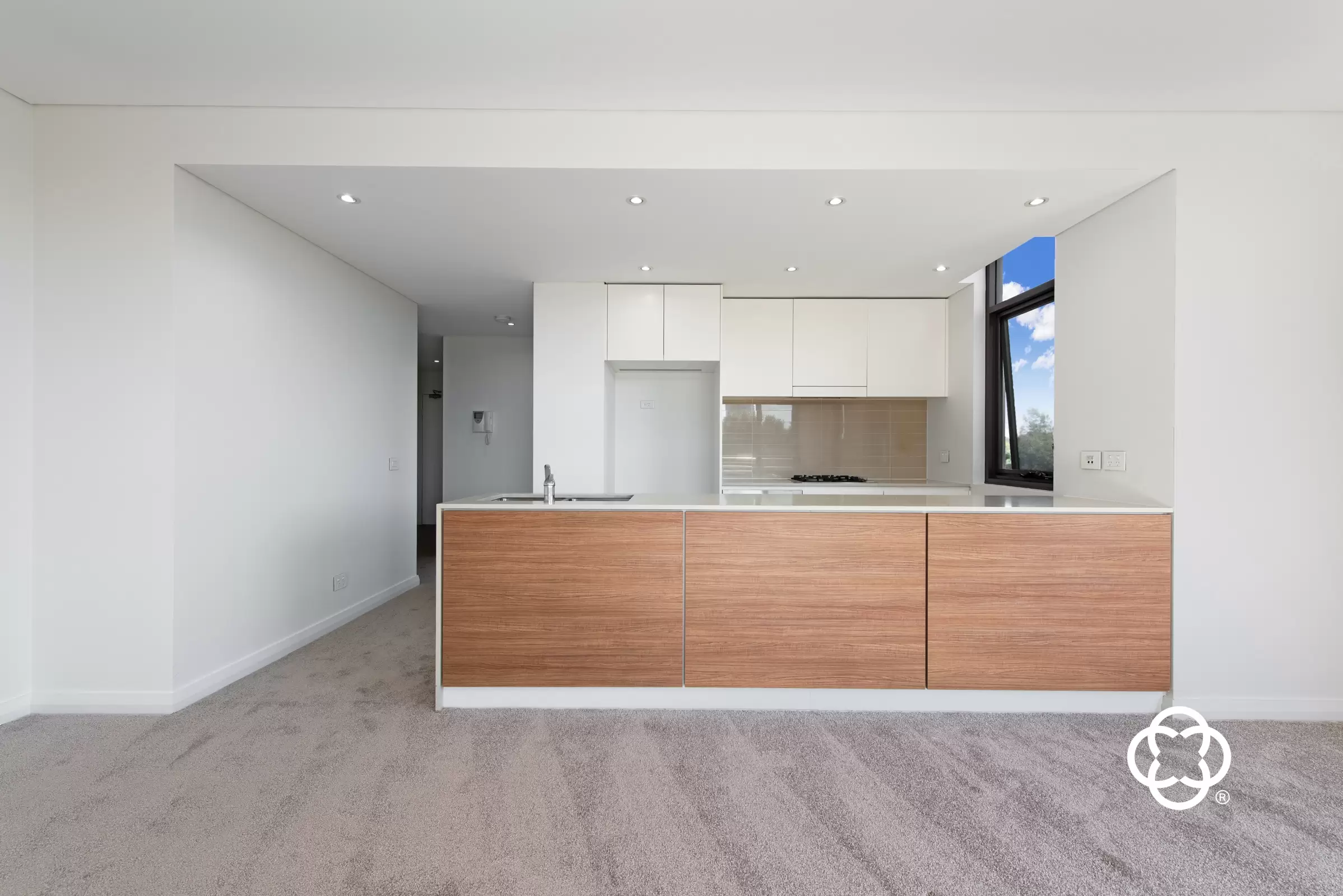 512/27 Hill Road, Wentworth Point Leased by Chidiac Realty - image 2