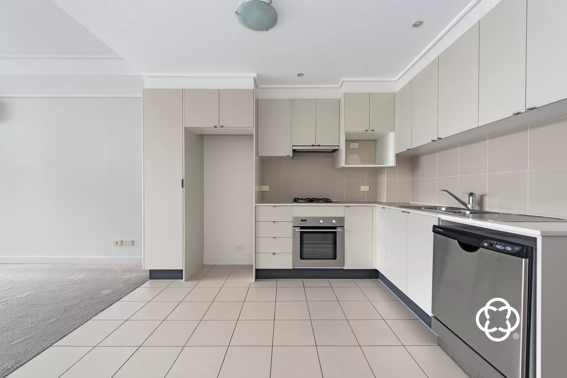 221/25 Bennelong Parkway, Wentworth Point Leased by Chidiac Realty - image 1