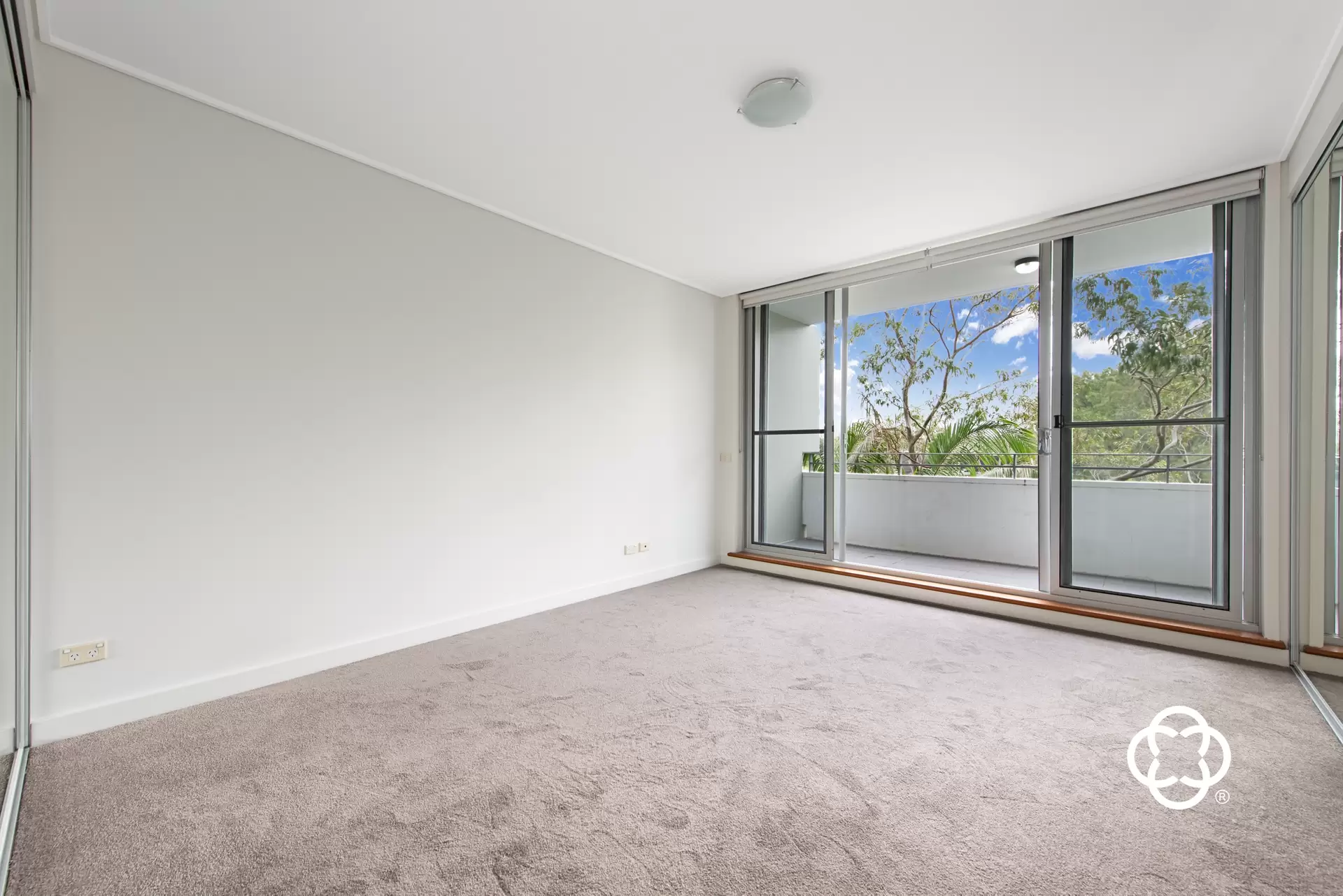 221/25 Bennelong Parkway, Wentworth Point Leased by Chidiac Realty - image 1