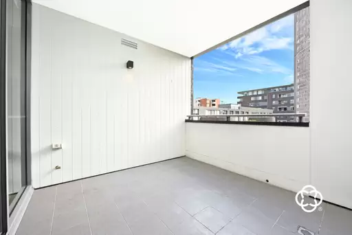 408/15 Baywater Drive, Wentworth Point Leased by Chidiac Realty