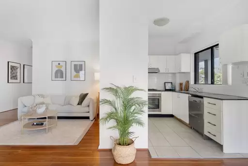 5/52 Restwell Street, Bankstown Sold by Chidiac Realty