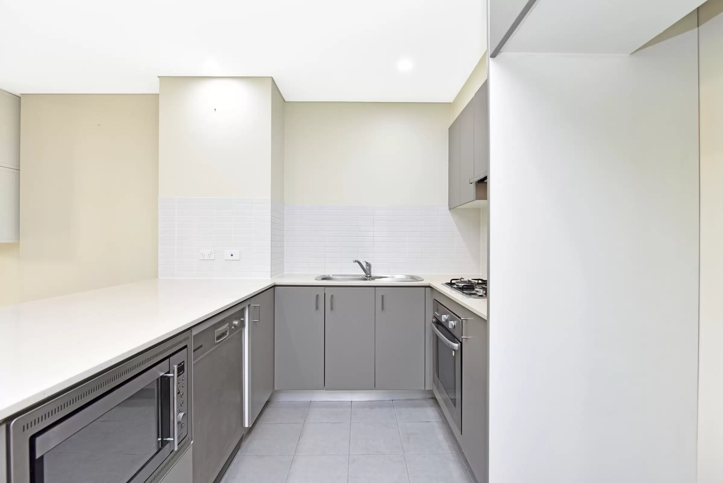 104/19 Hill Road, Wentworth Point Leased by Chidiac Realty - image 4