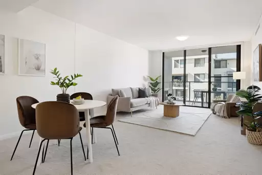 404/8 Marine Parade, Wentworth Point Sold by Chidiac Realty