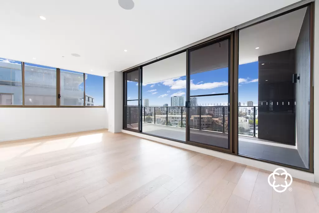 13073/17 Amalfi Drive, Wentworth Point Leased by Chidiac Realty