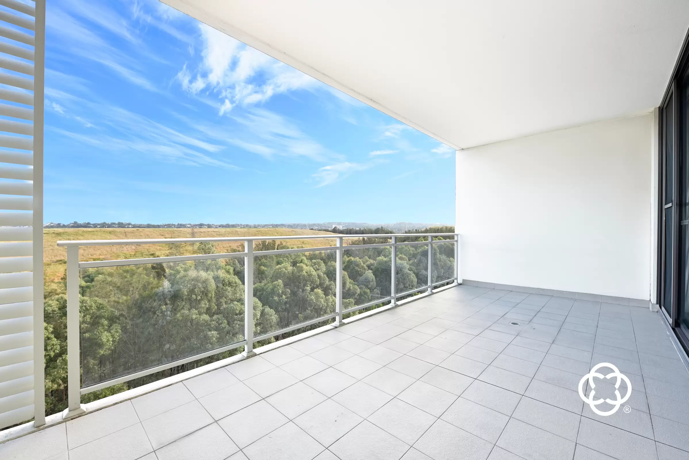 707/27 Hill Road, Wentworth Point Leased by Chidiac Realty - image 2