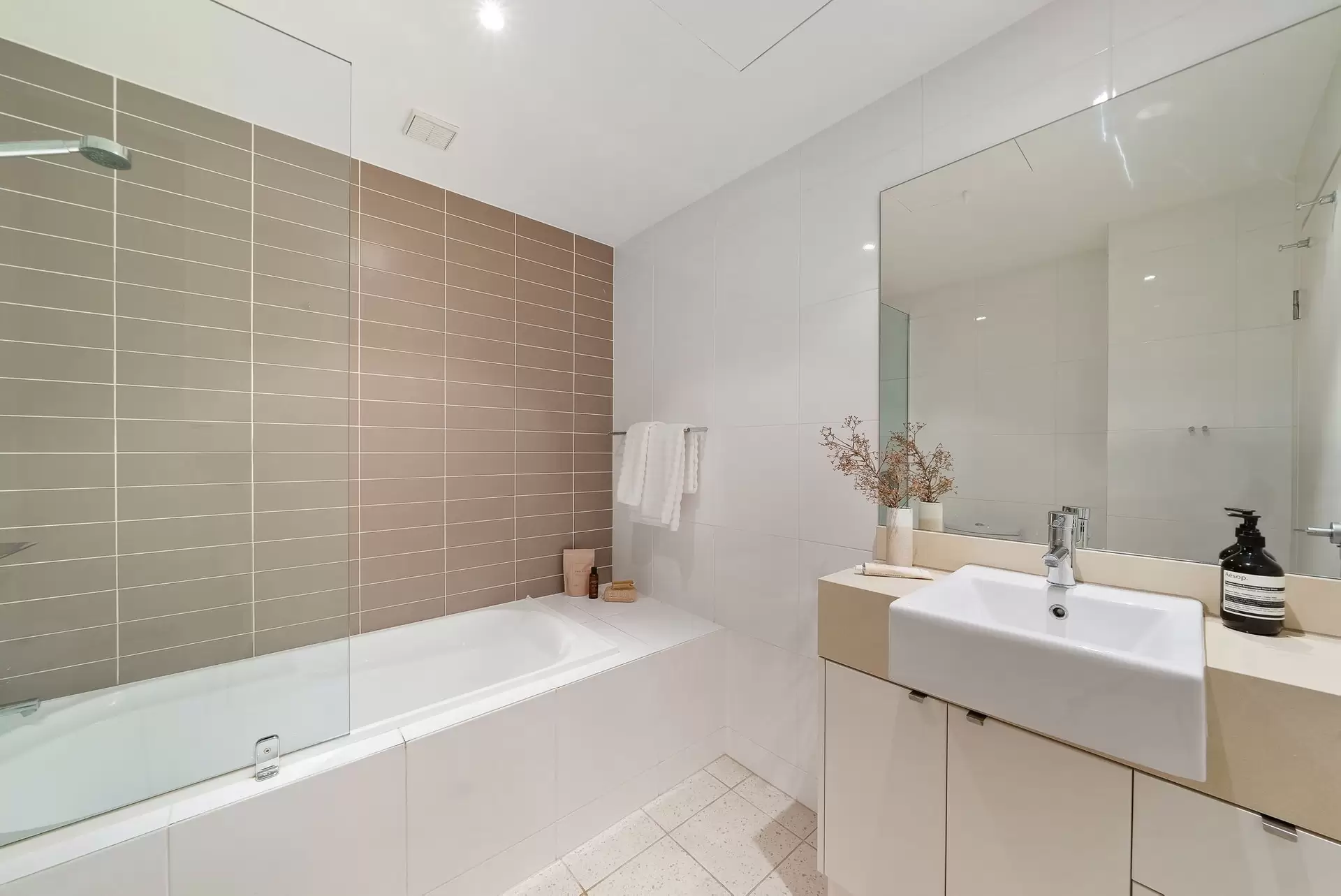681/4 The Crescent, Wentworth Point Sold by Chidiac Realty - image 1