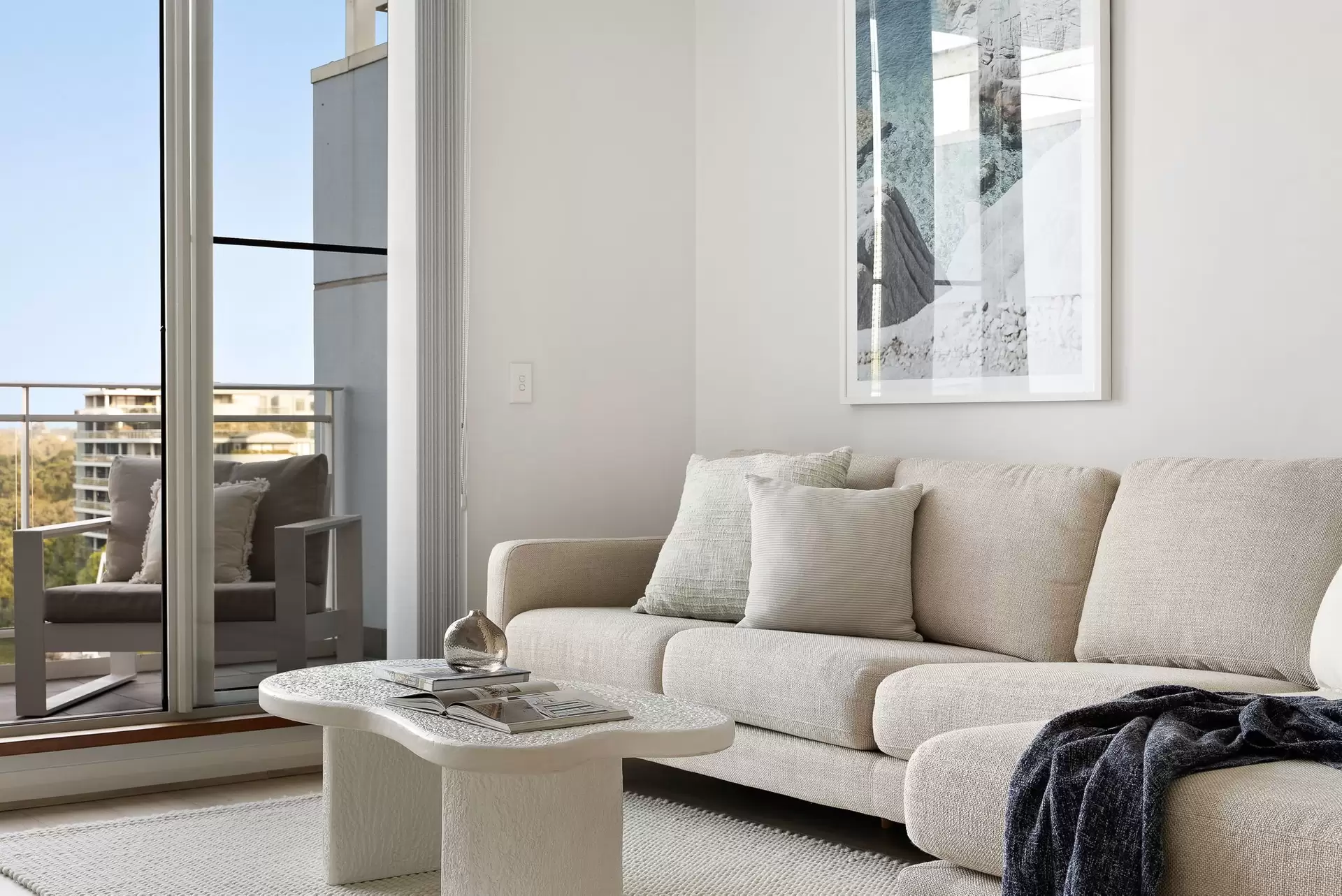 681/4 The Crescent, Wentworth Point Sold by Chidiac Realty - image 1