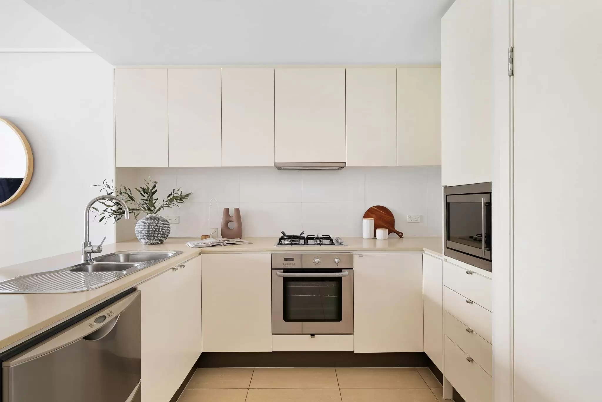 681/4 The Crescent, Wentworth Point Sold by Chidiac Realty - image 6