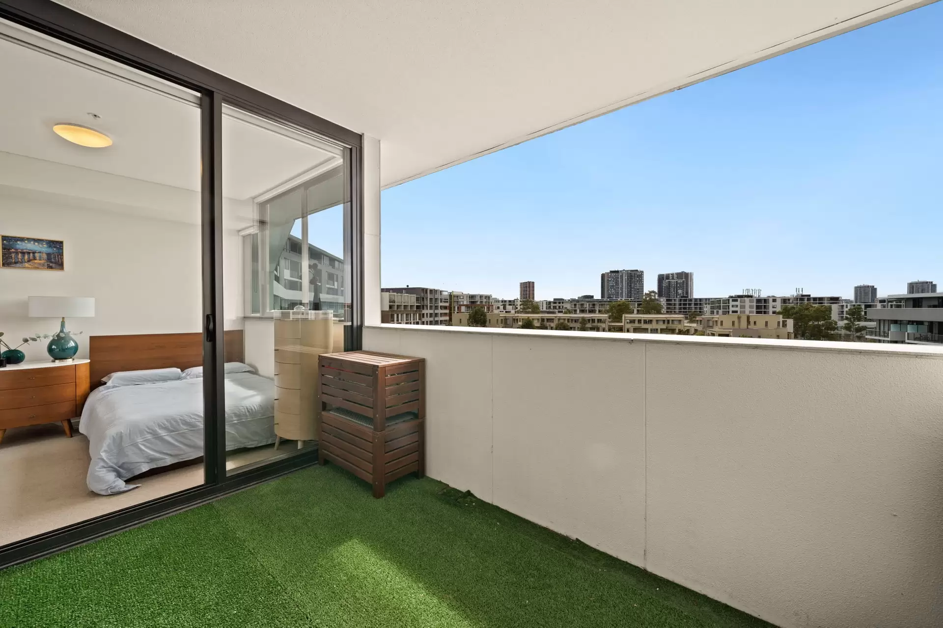 11076/17 Amalfi Drive, Wentworth Point Sold by Chidiac Realty - image 1