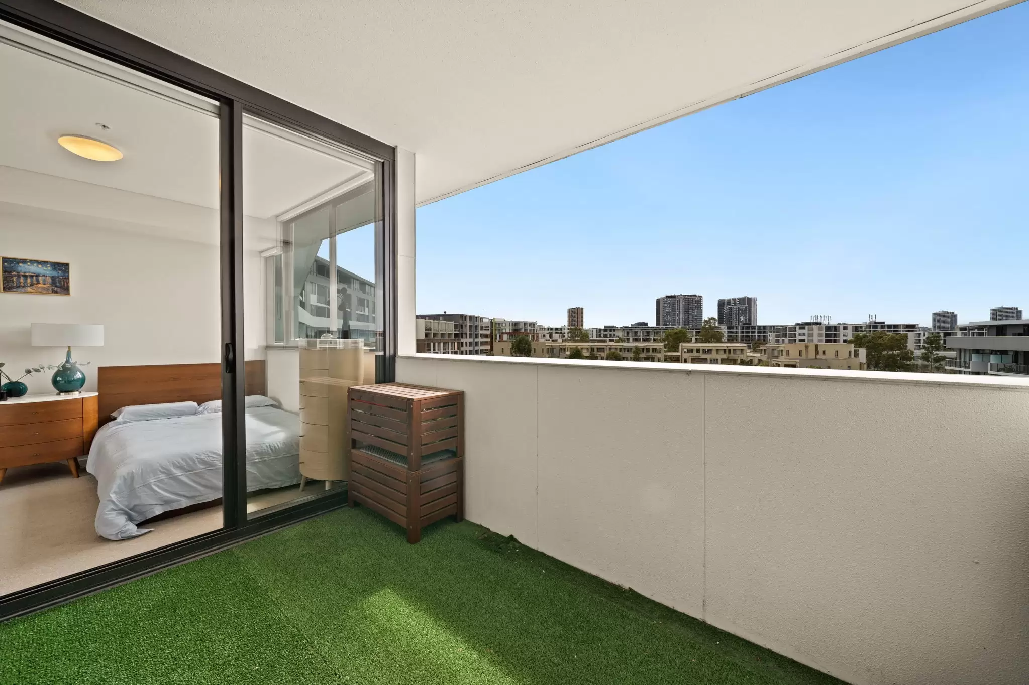 11076/17 Amalfi Drive, Wentworth Point Sold by Chidiac Realty - image 3