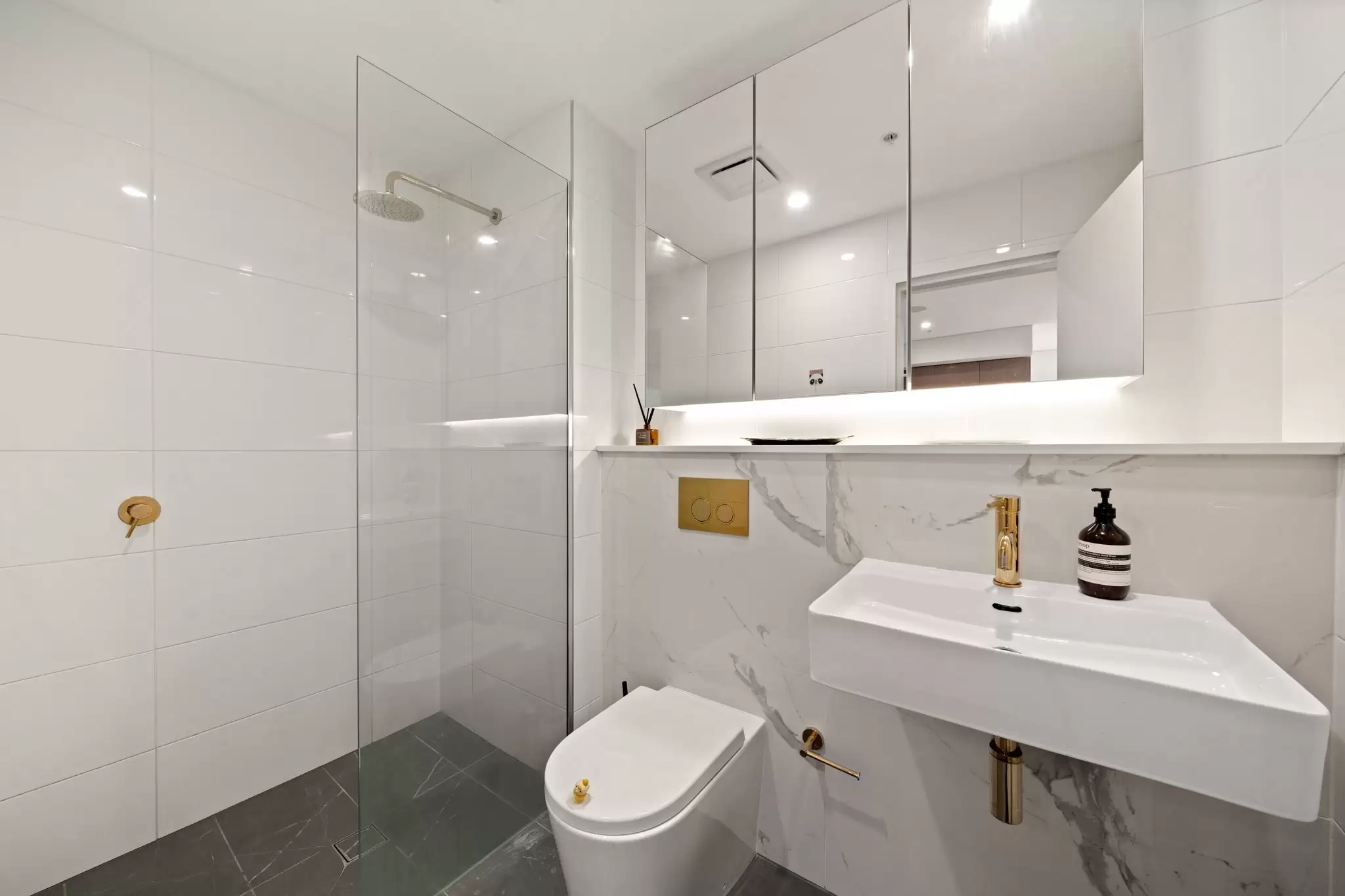 11076/17 Amalfi Drive, Wentworth Point Sold by Chidiac Realty - image 7