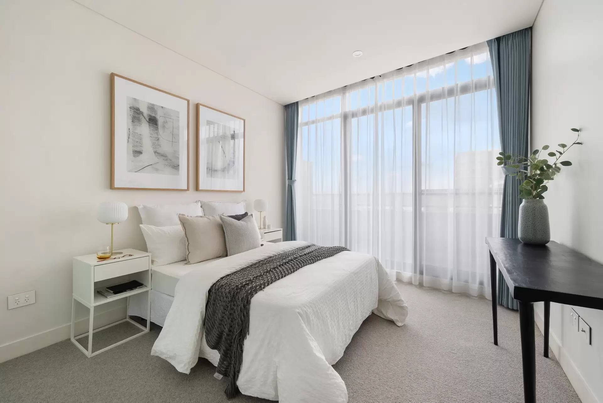 916/8 Lapwing Street, Wentworth Point Sold by Chidiac Realty - image 1