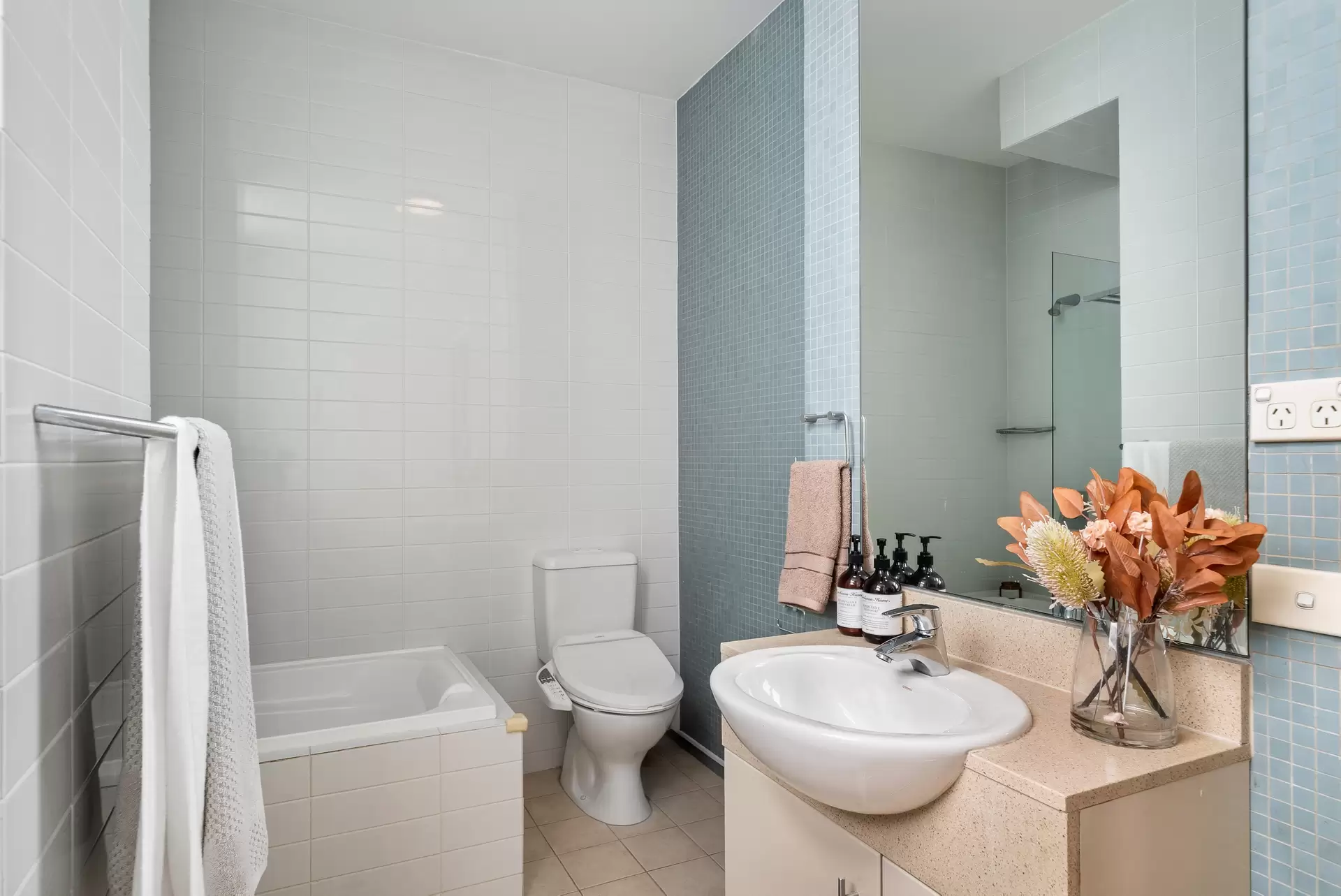 801/1 The Piazza, Wentworth Point Sold by Chidiac Realty - image 1