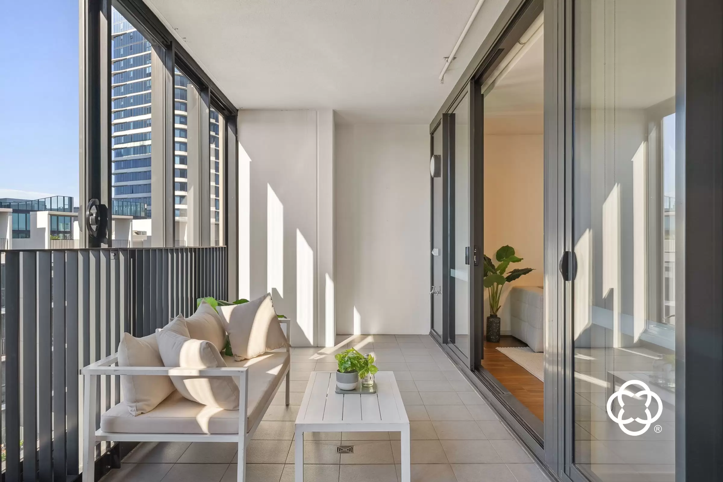 1003/10 Burroway Road, Wentworth Point Leased by Chidiac Realty - image 3