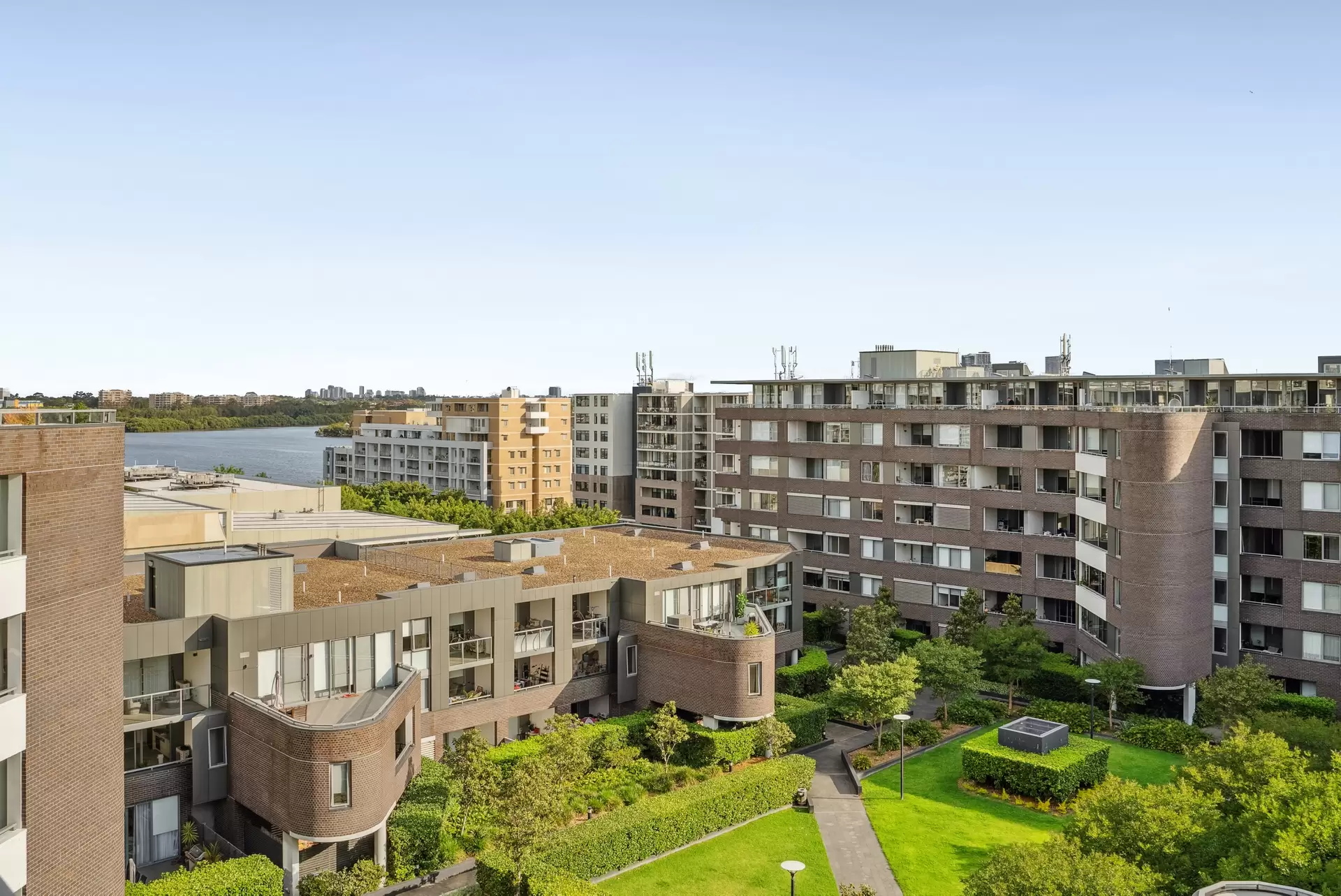 804/8 Nuvolari Place, Wentworth Point Sold by Chidiac Realty - image 1