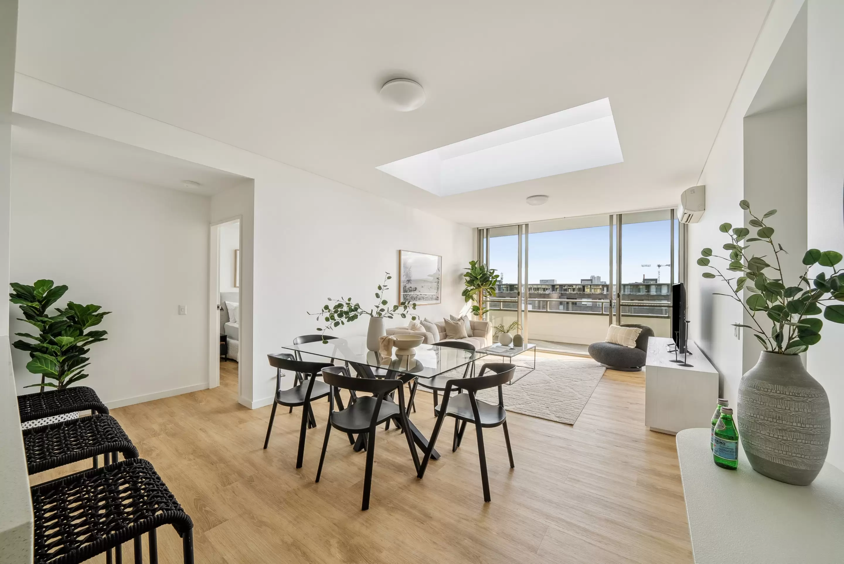 804/8 Nuvolari Place, Wentworth Point Sold by Chidiac Realty - image 2