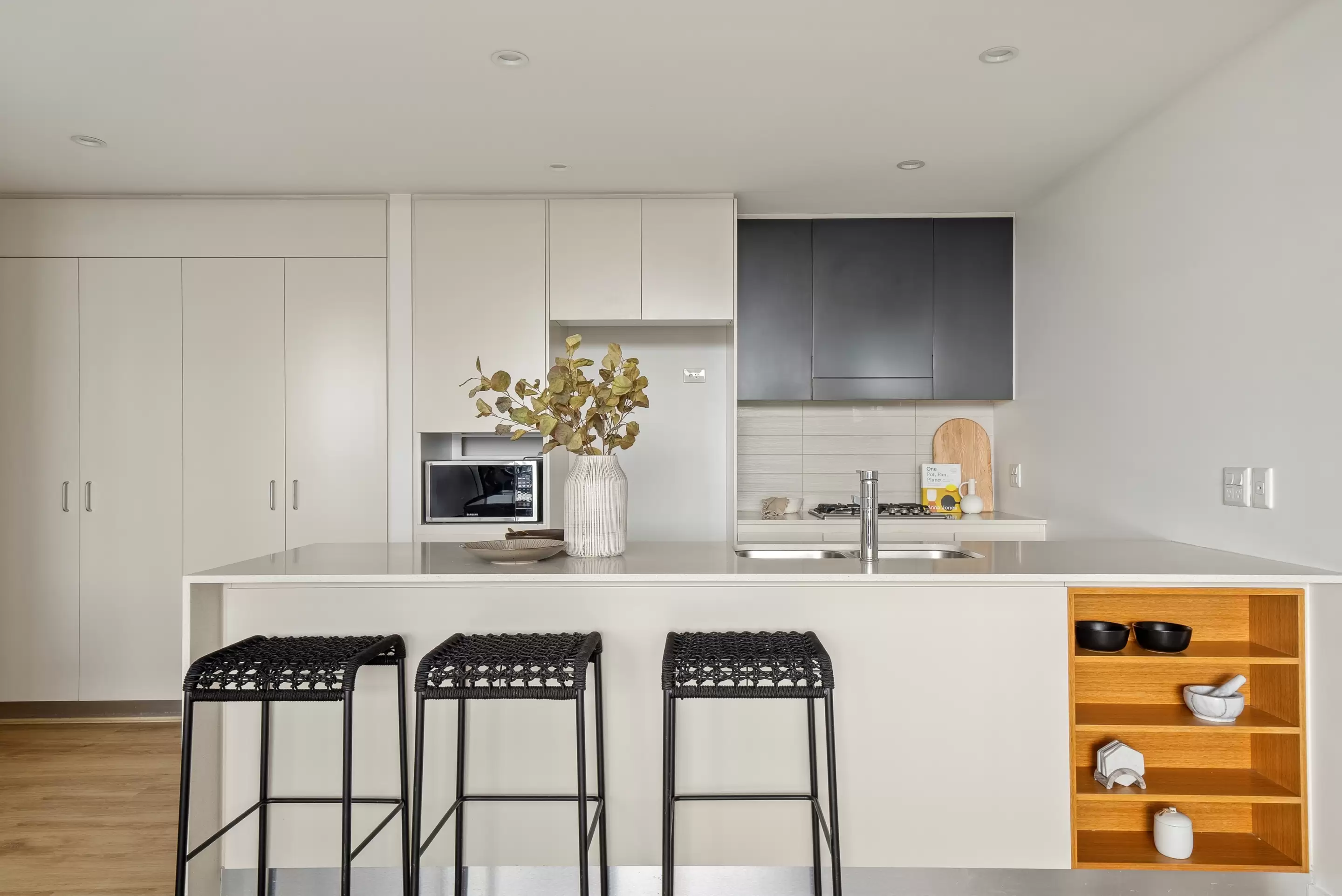 804/8 Nuvolari Place, Wentworth Point Sold by Chidiac Realty - image 3