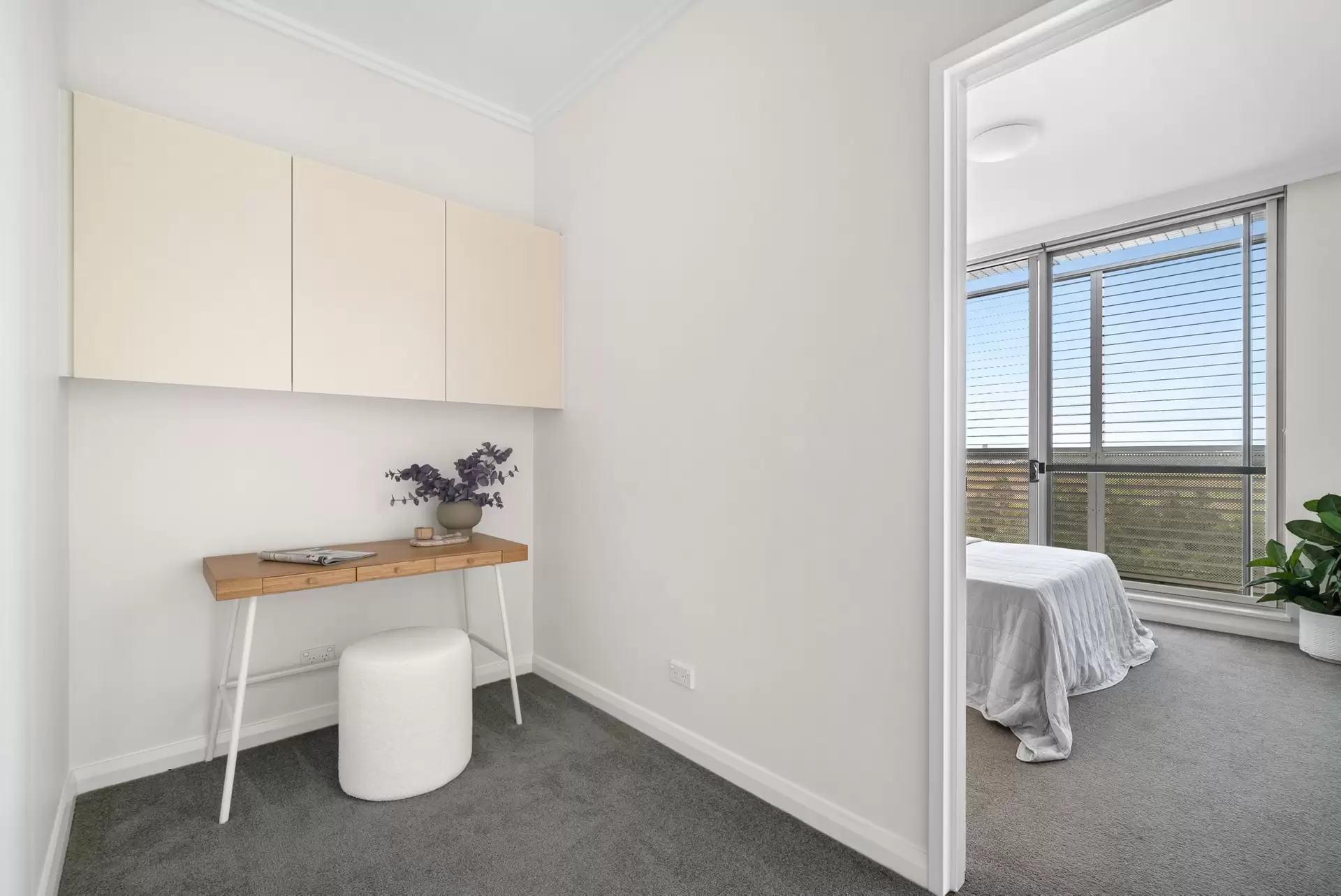 883/33 Hill Road, Wentworth Point Sold by Chidiac Realty - image 1