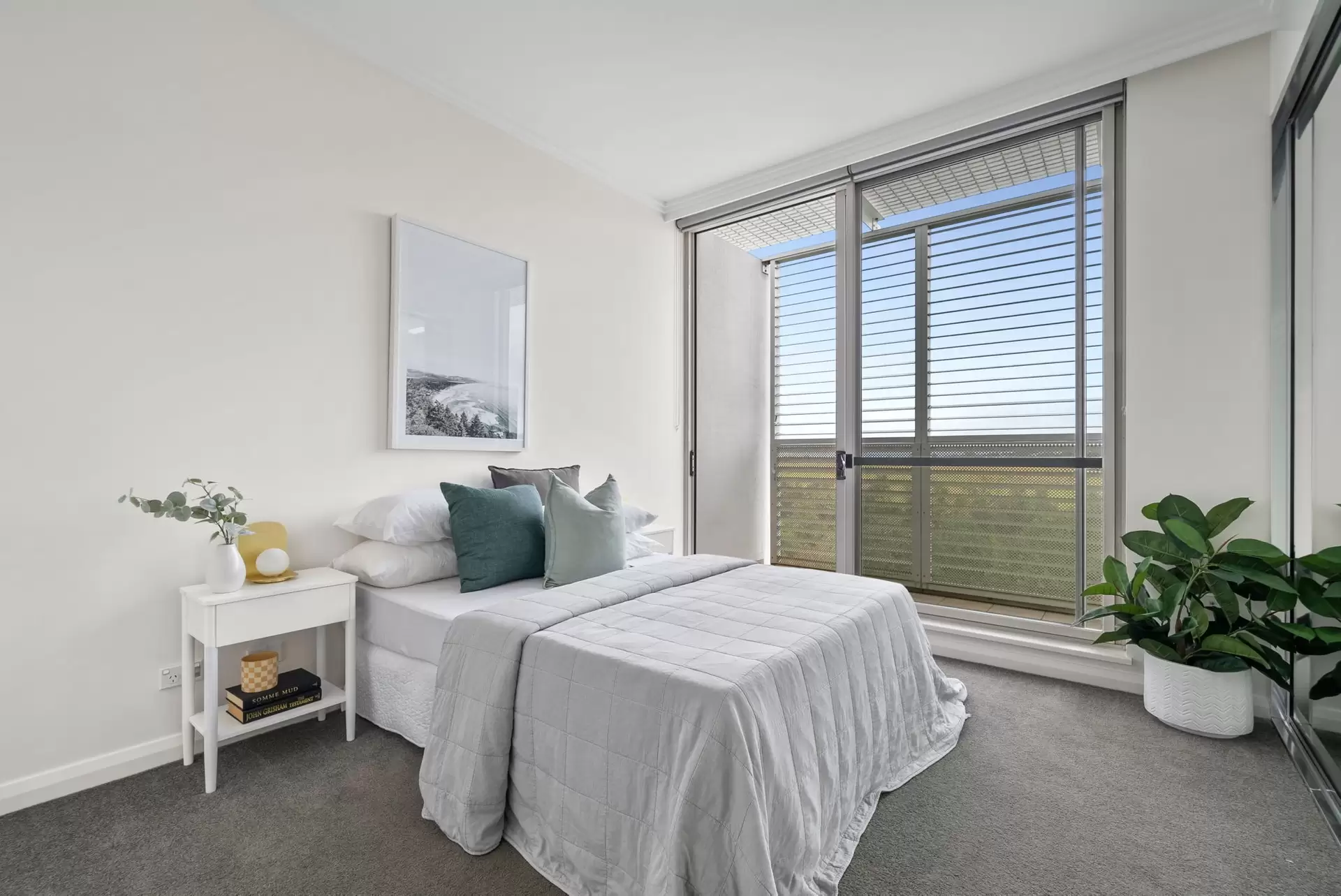 883/33 Hill Road, Wentworth Point Sold by Chidiac Realty - image 1