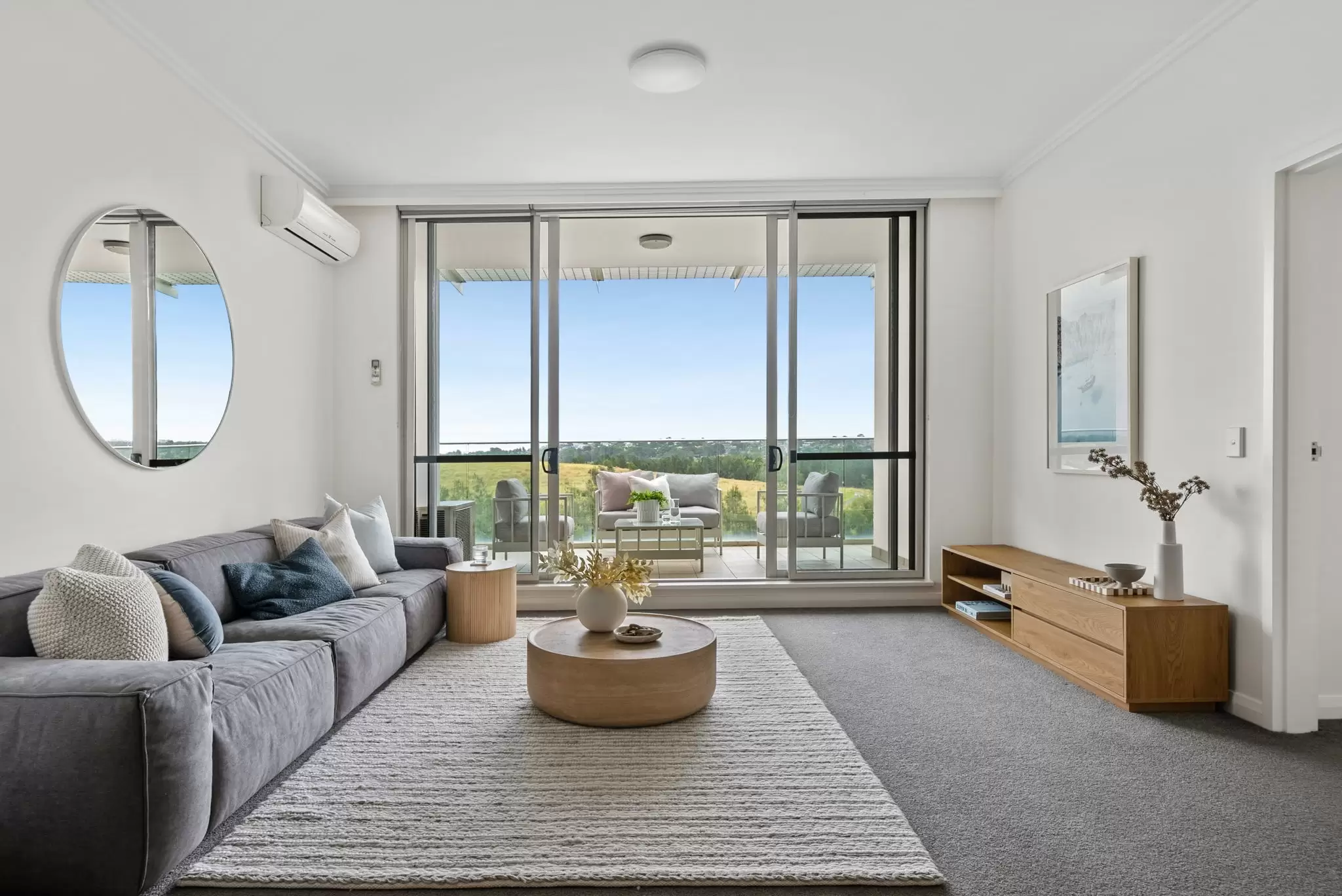 883/33 Hill Road, Wentworth Point Sold by Chidiac Realty - image 2