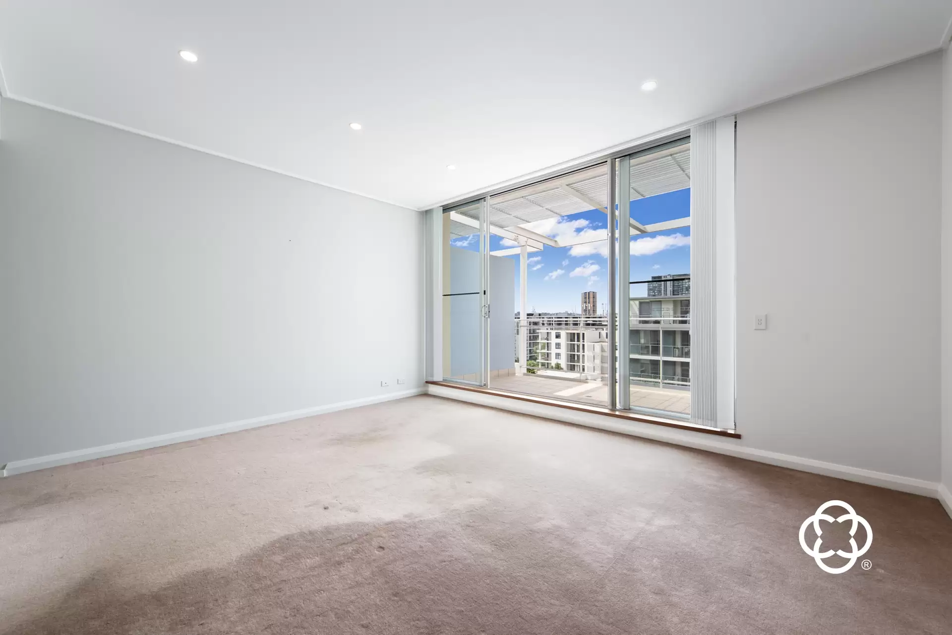844/2 The Crescent, Wentworth Point Leased by Chidiac Realty - image 1