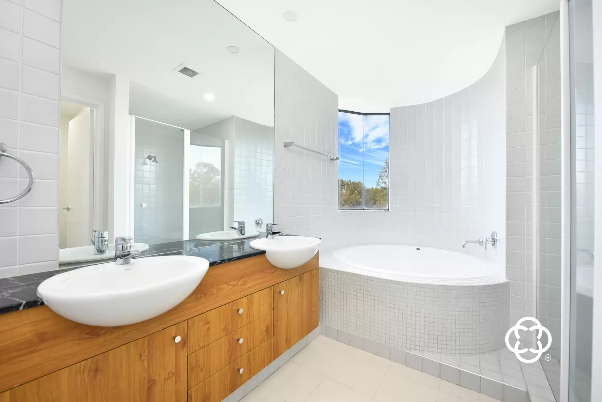 73/29 Bennelong Parkway, Wentworth Point Leased by Chidiac Realty - image 1
