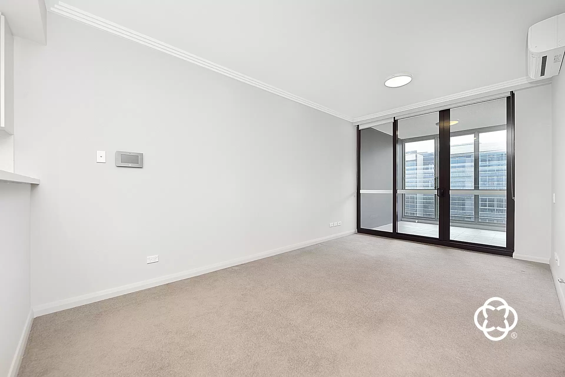 806/4 Footbridge Boulevard, Wentworth Point Leased by Chidiac Realty - image 1