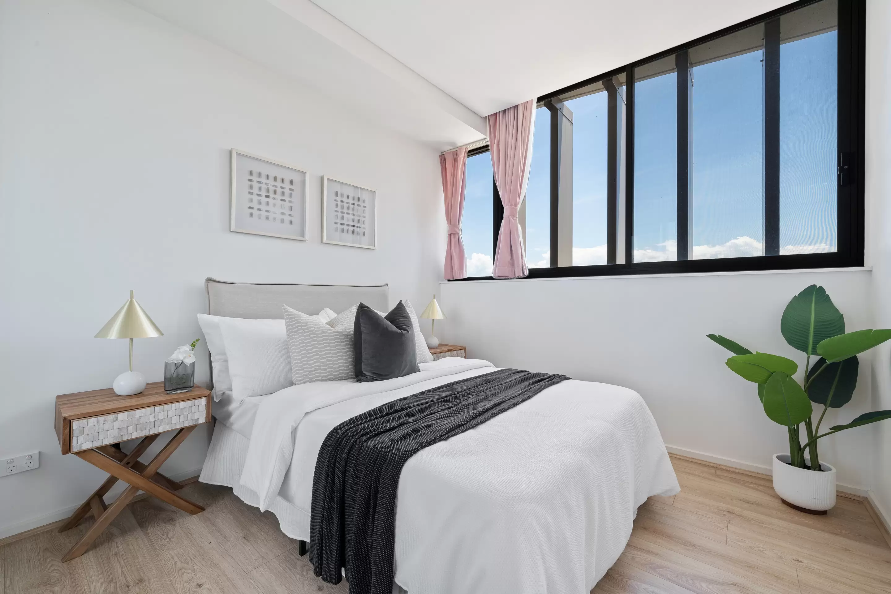 15112/1 Bennelong Parkway, Wentworth Point Sold by Chidiac Realty - image 10