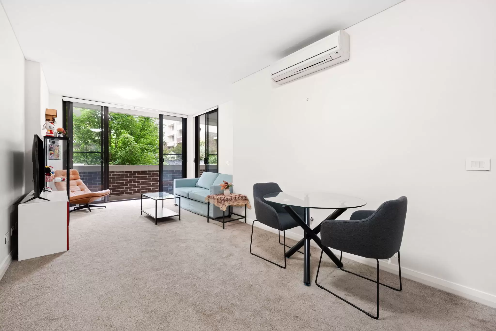 218/6 Baywater Drive, Wentworth Point Sold by Chidiac Realty - image 1