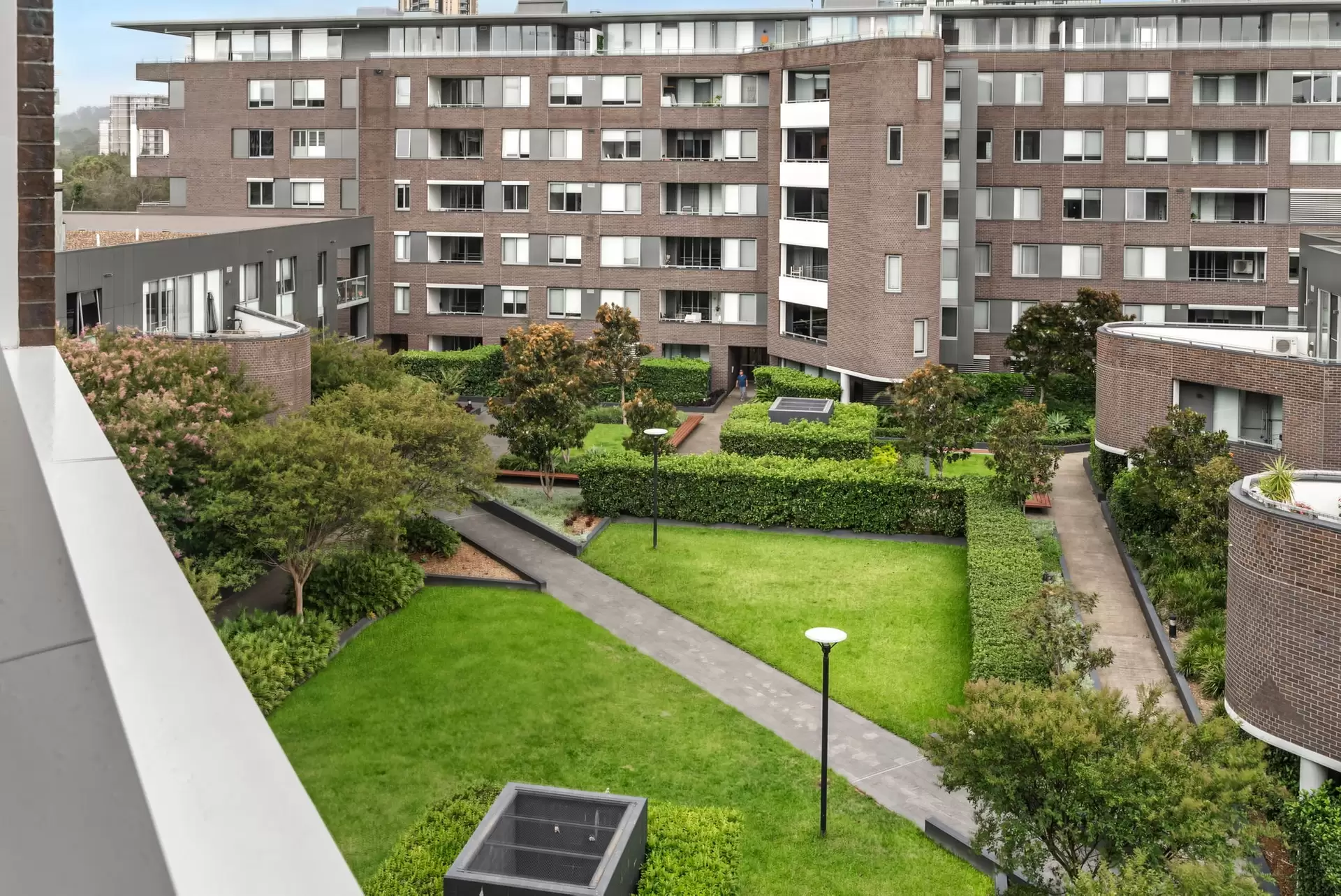 609/15 Baywater Drive, Wentworth Point Sold by Chidiac Realty - image 1