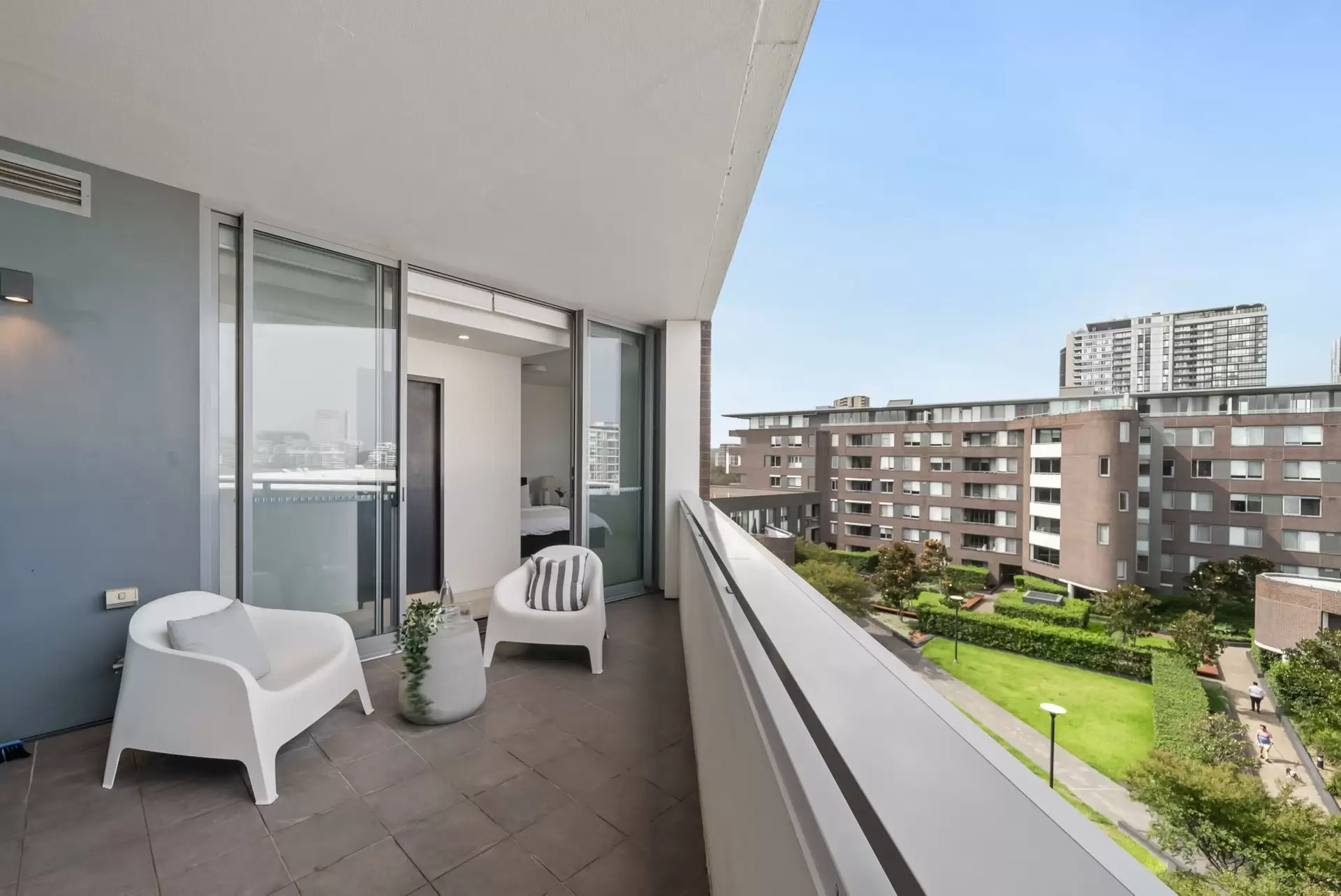 609/15 Baywater Drive, Wentworth Point Sold by Chidiac Realty - image 1