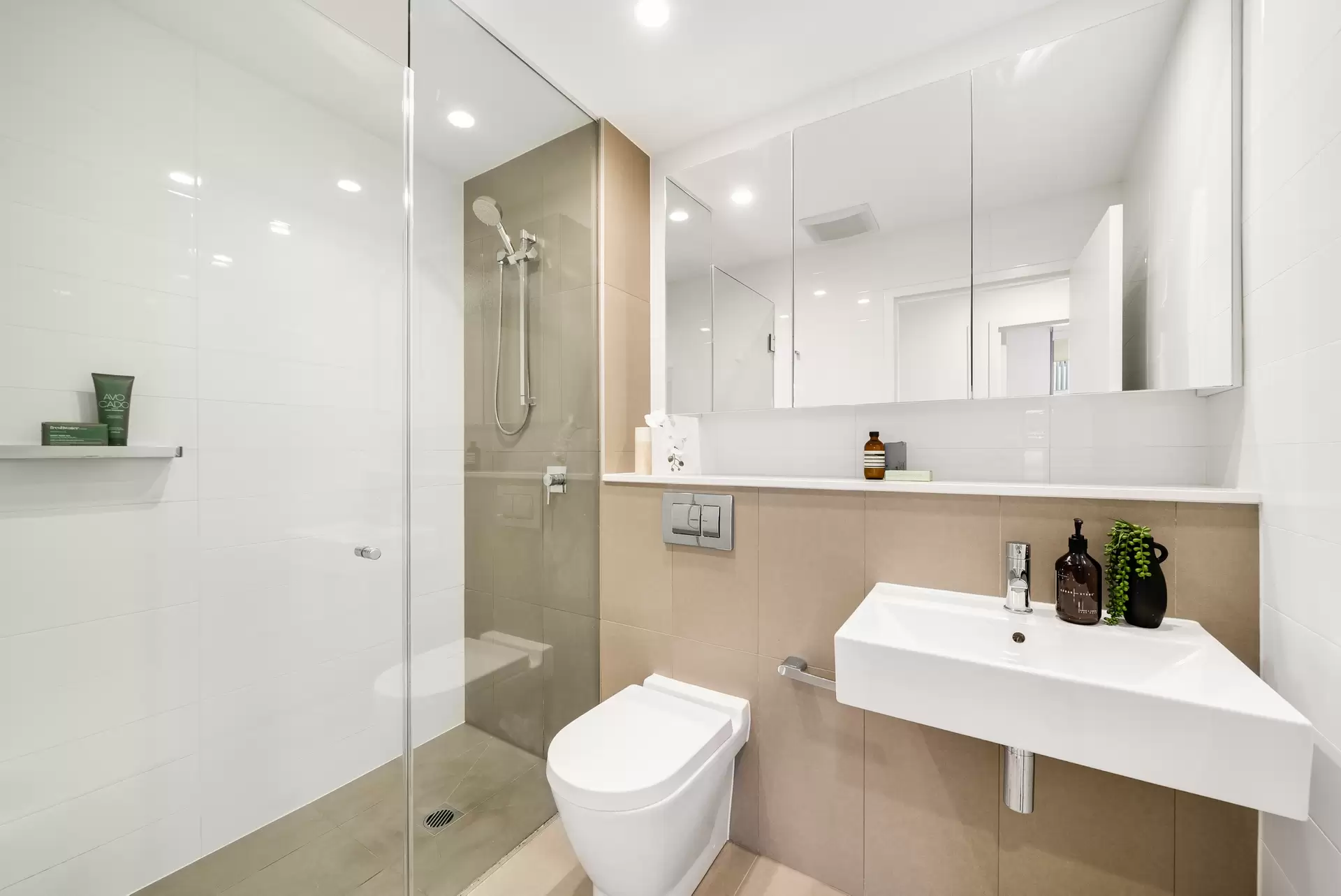 209/23 The Promenade, Wentworth Point Sold by Chidiac Realty - image 1