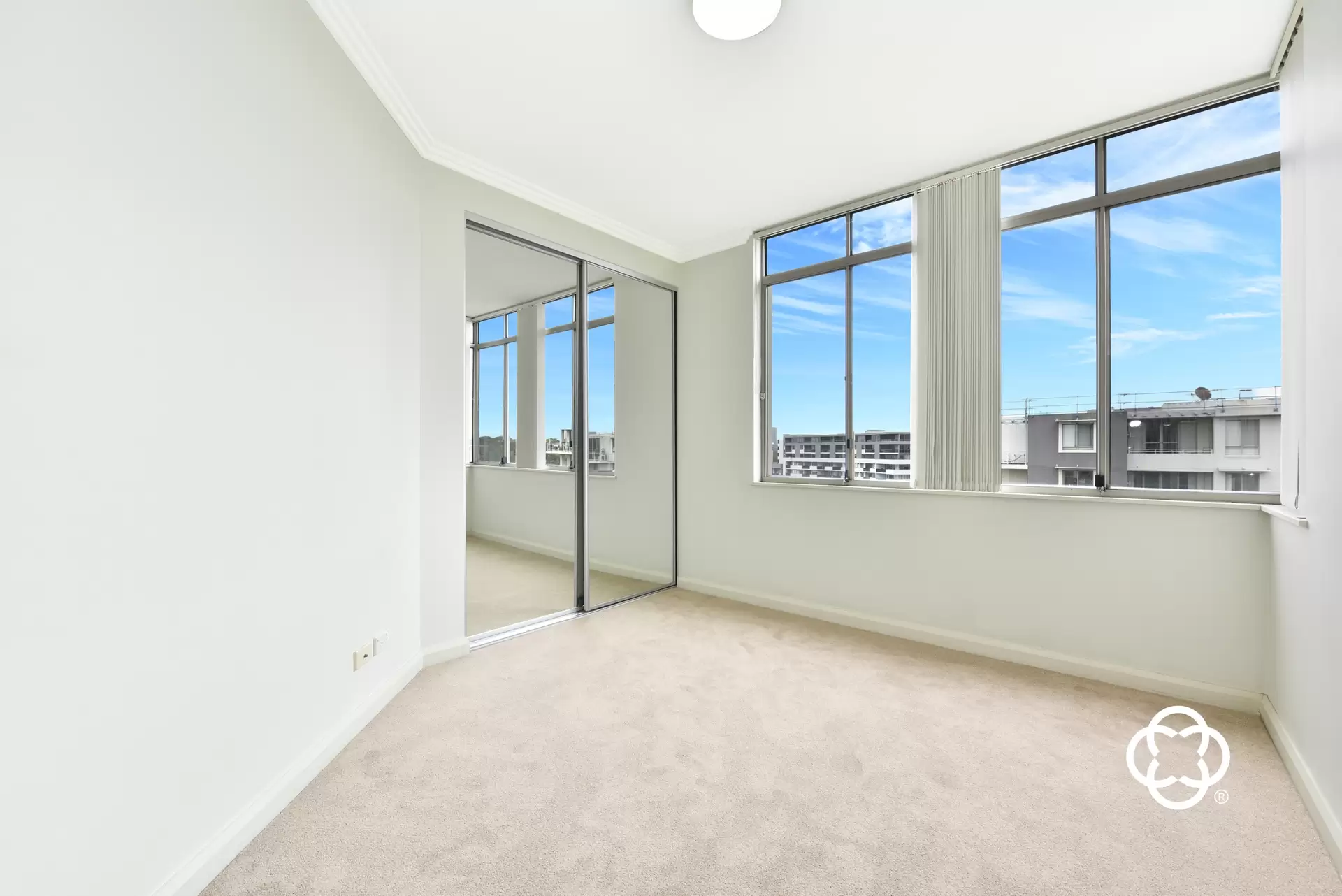 1 Stromboli Strait, Wentworth Point Leased by Chidiac Realty - image 1