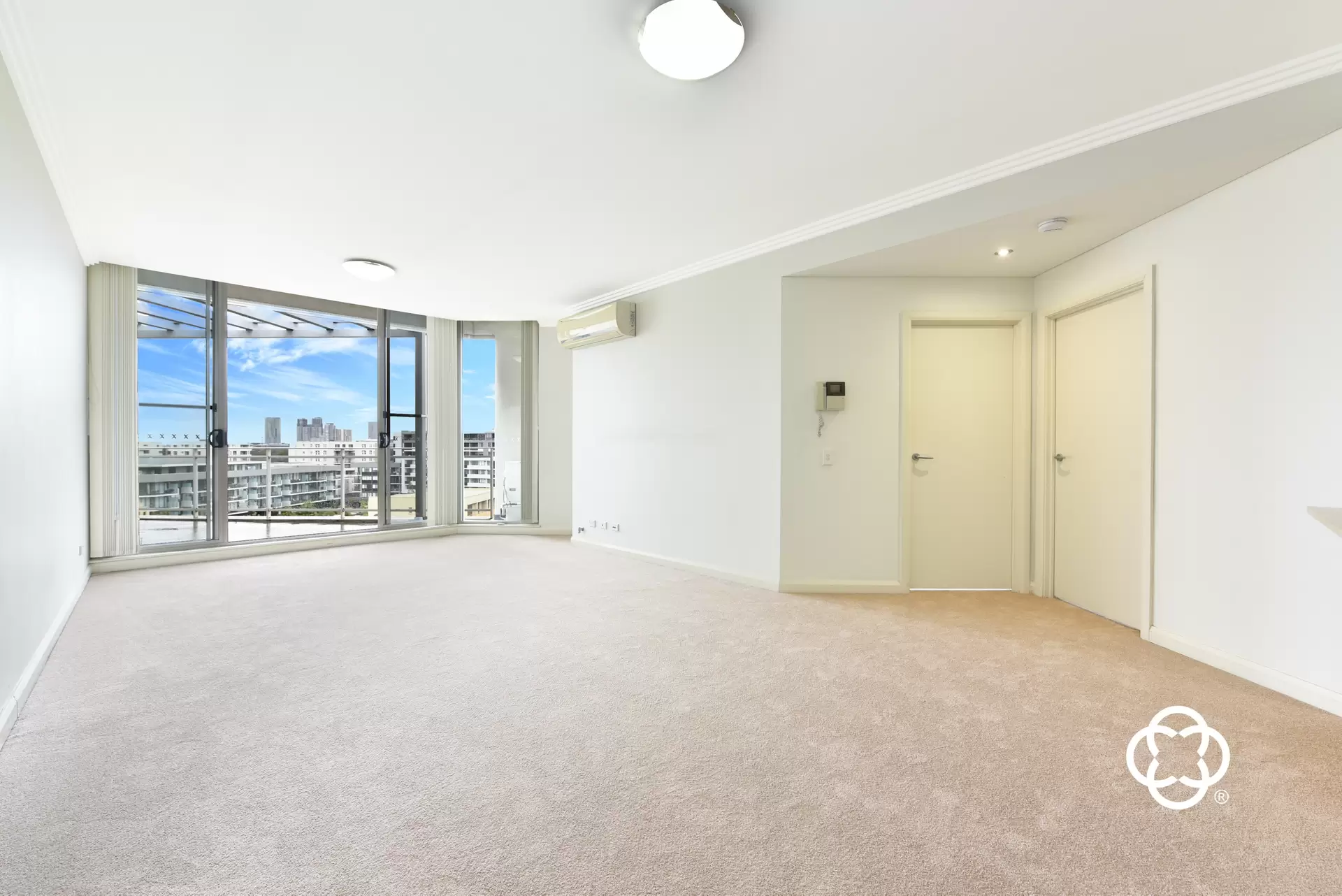 1 Stromboli Strait, Wentworth Point Leased by Chidiac Realty - image 1