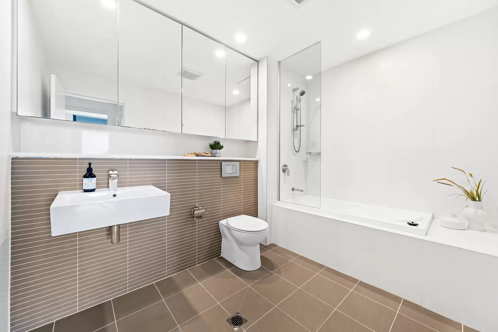 818/26 Baywater Drive, Wentworth Point Sold by Chidiac Realty - image 1