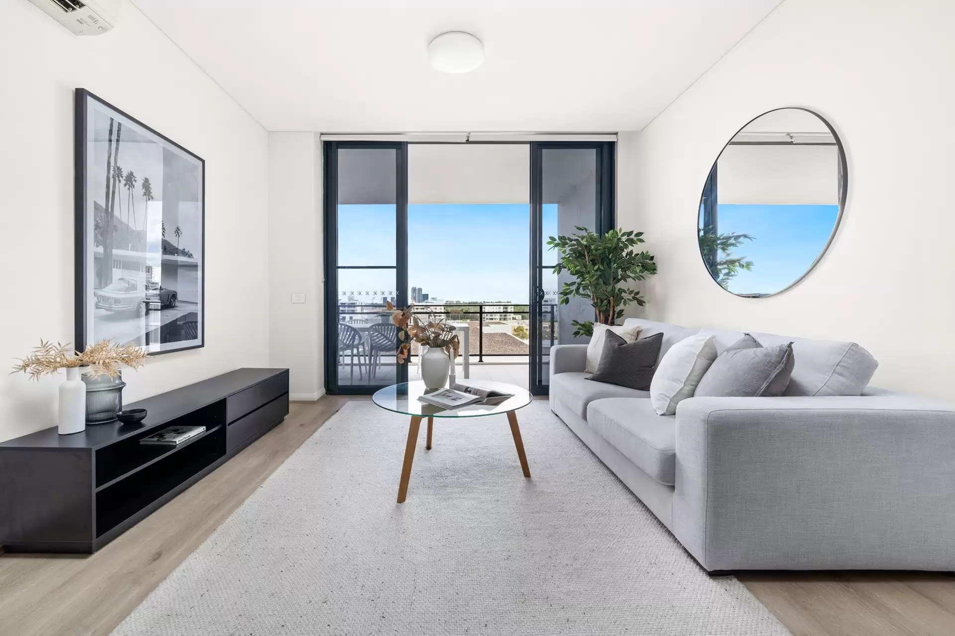 818/26 Baywater Drive, Wentworth Point Sold by Chidiac Realty - image 1