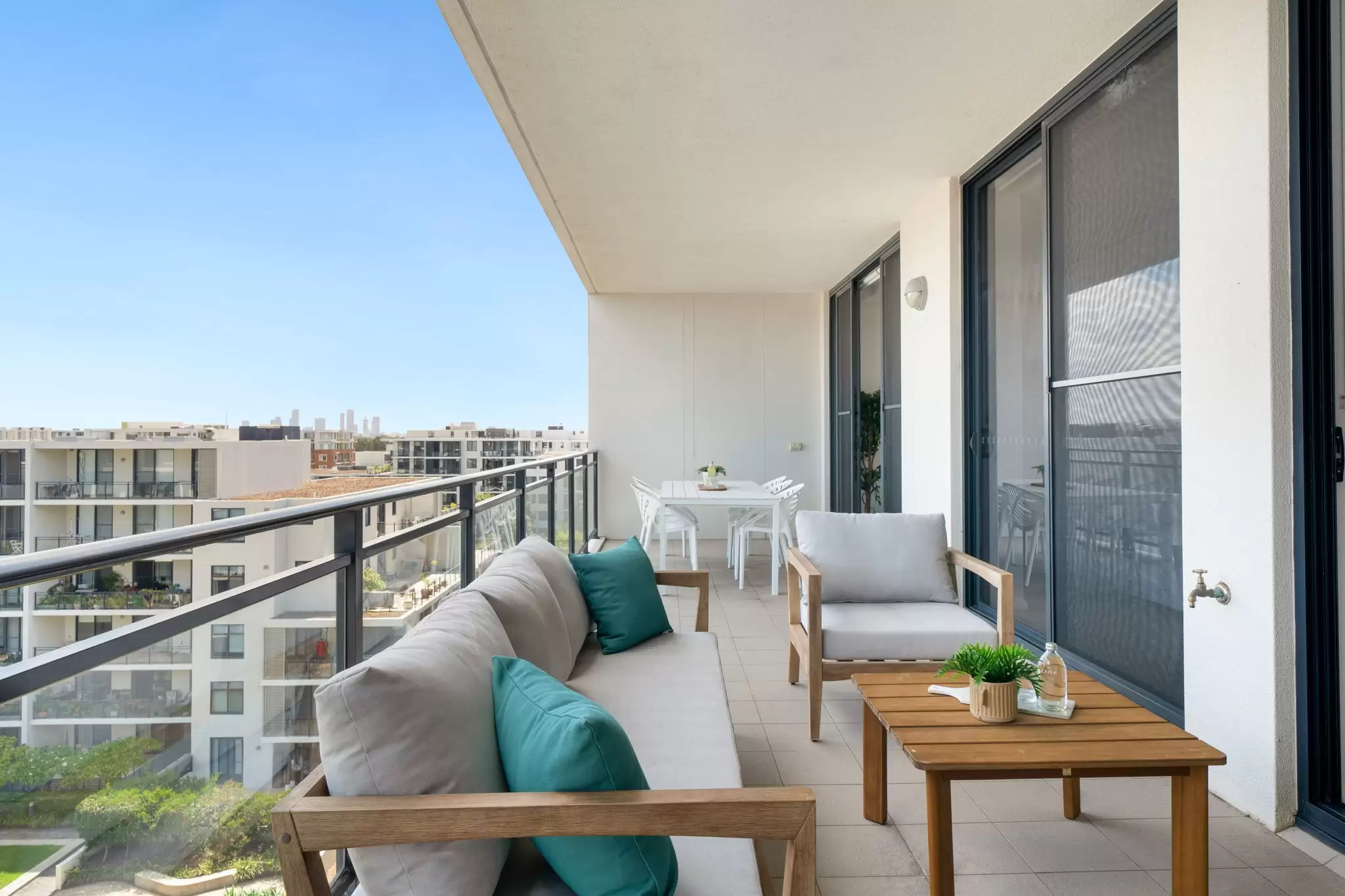 818/26 Baywater Drive, Wentworth Point Sold by Chidiac Realty - image 4