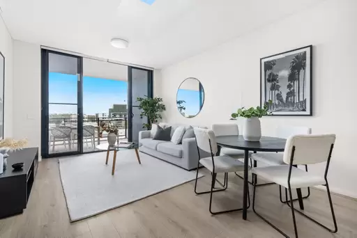 818/26 Baywater Drive, Wentworth Point Sold by Chidiac Realty