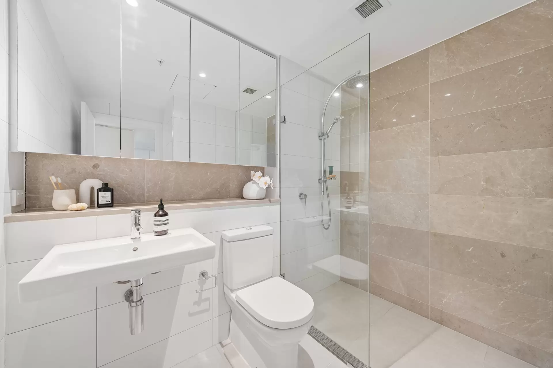 D2206/42 Walker Street, Rhodes Leased by Chidiac Realty - image 1