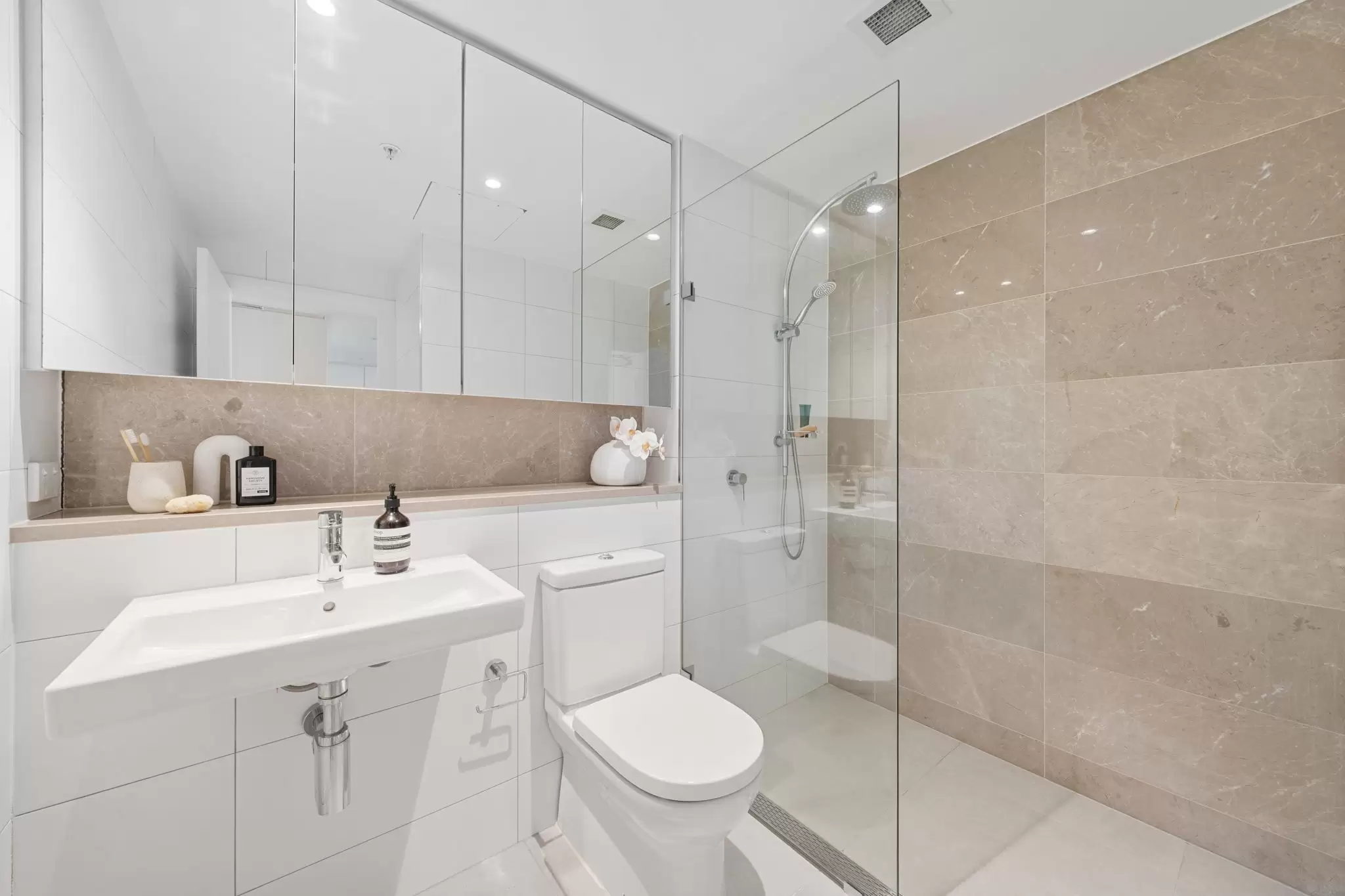 D2206/42 Walker Street, Rhodes Leased by Chidiac Realty - image 10